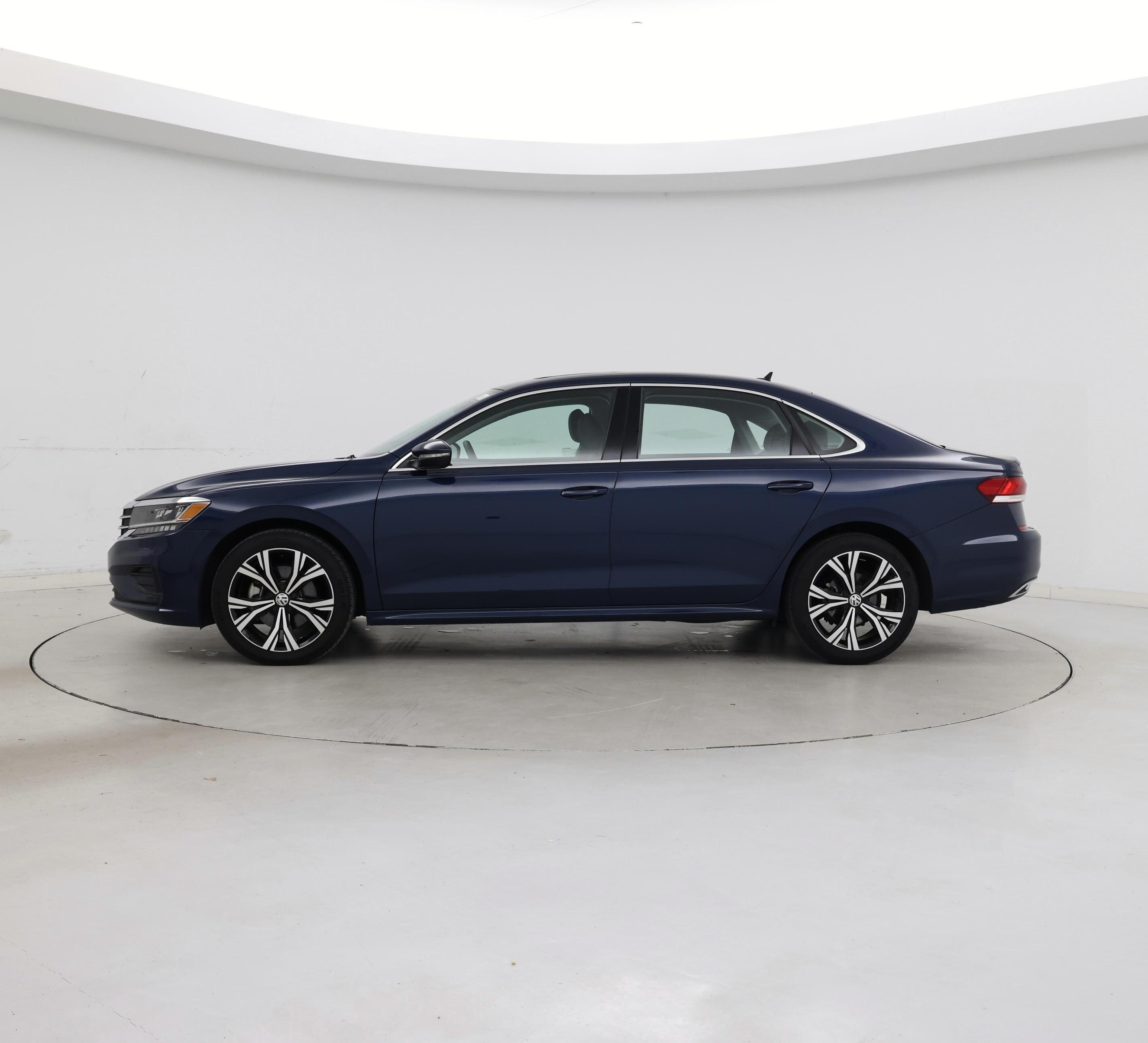 Thumbnail: 2022 Volkswagen Passat - 3
