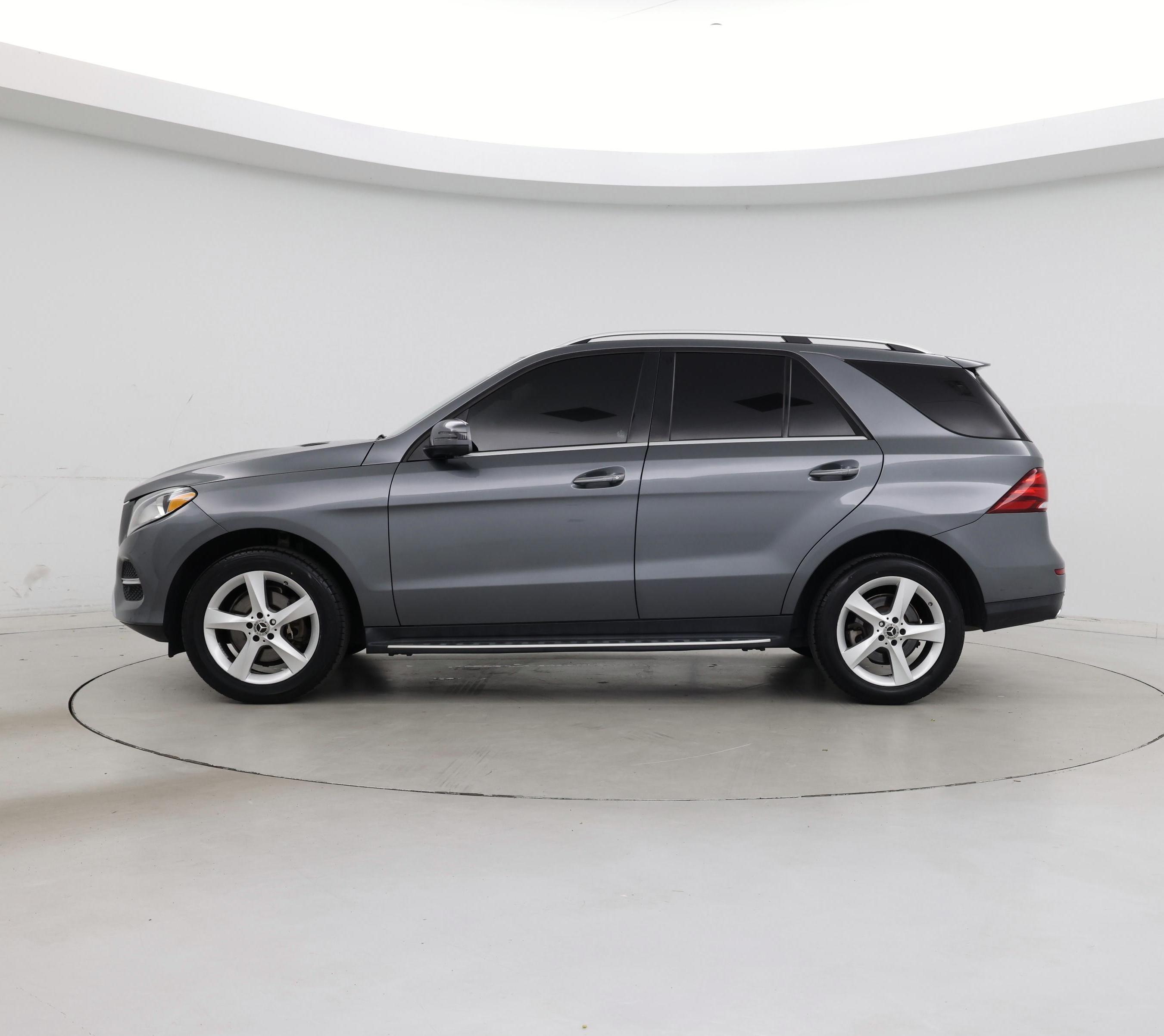 Thumbnail: 2018 Mercedes-Benz GLE - 3