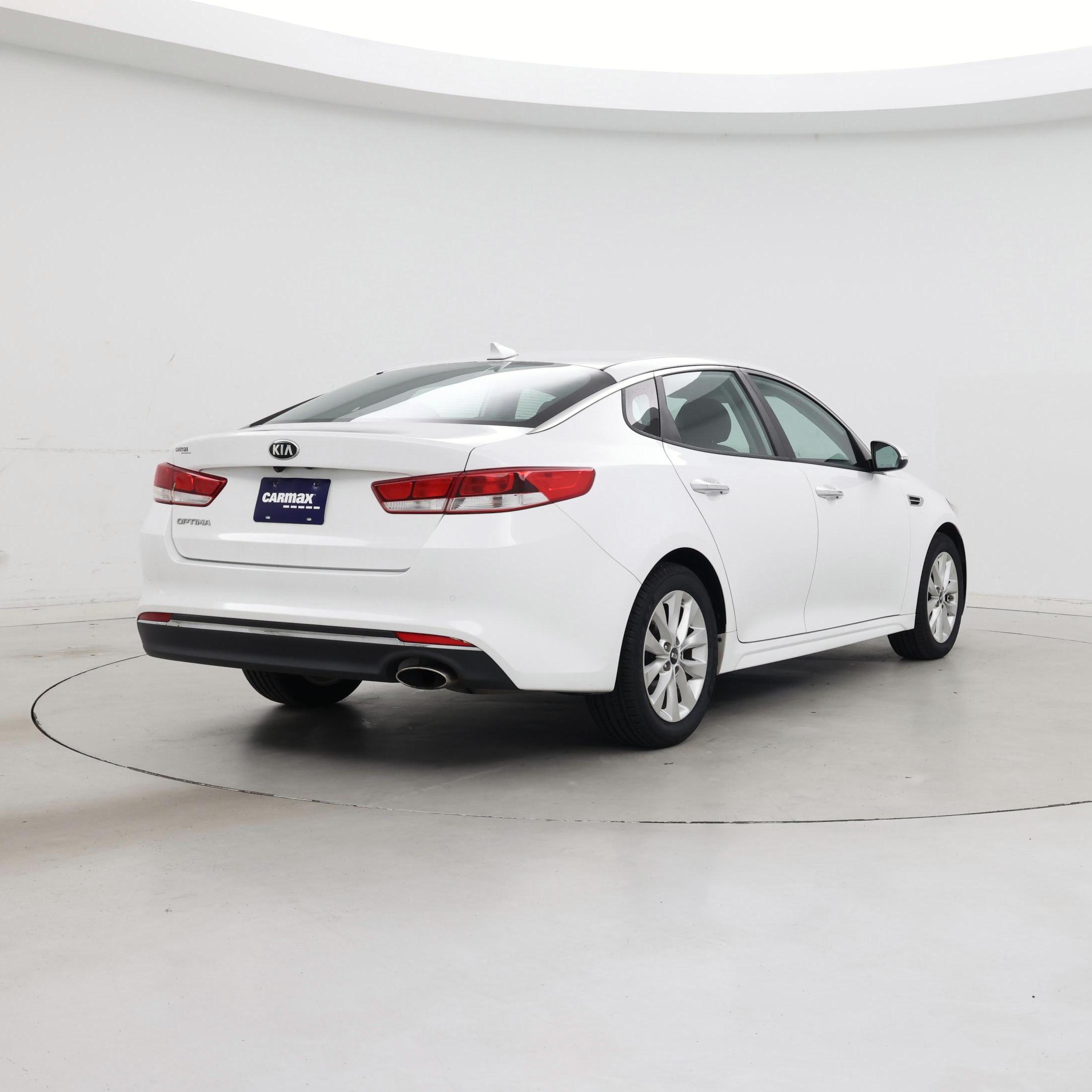 Thumbnail: 2018 Kia Optima - 8
