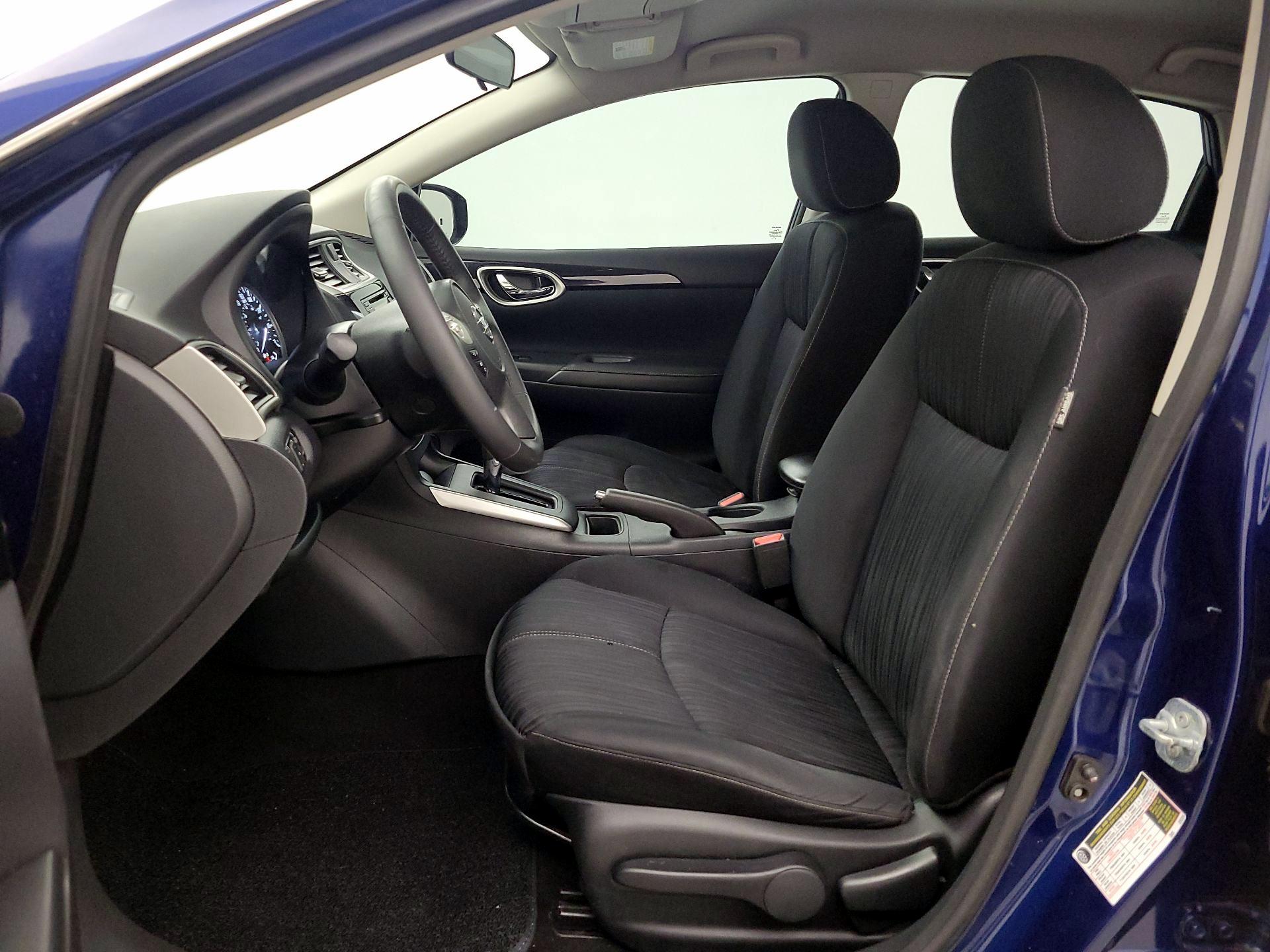 Thumbnail: 2017 Nissan Sentra - 11