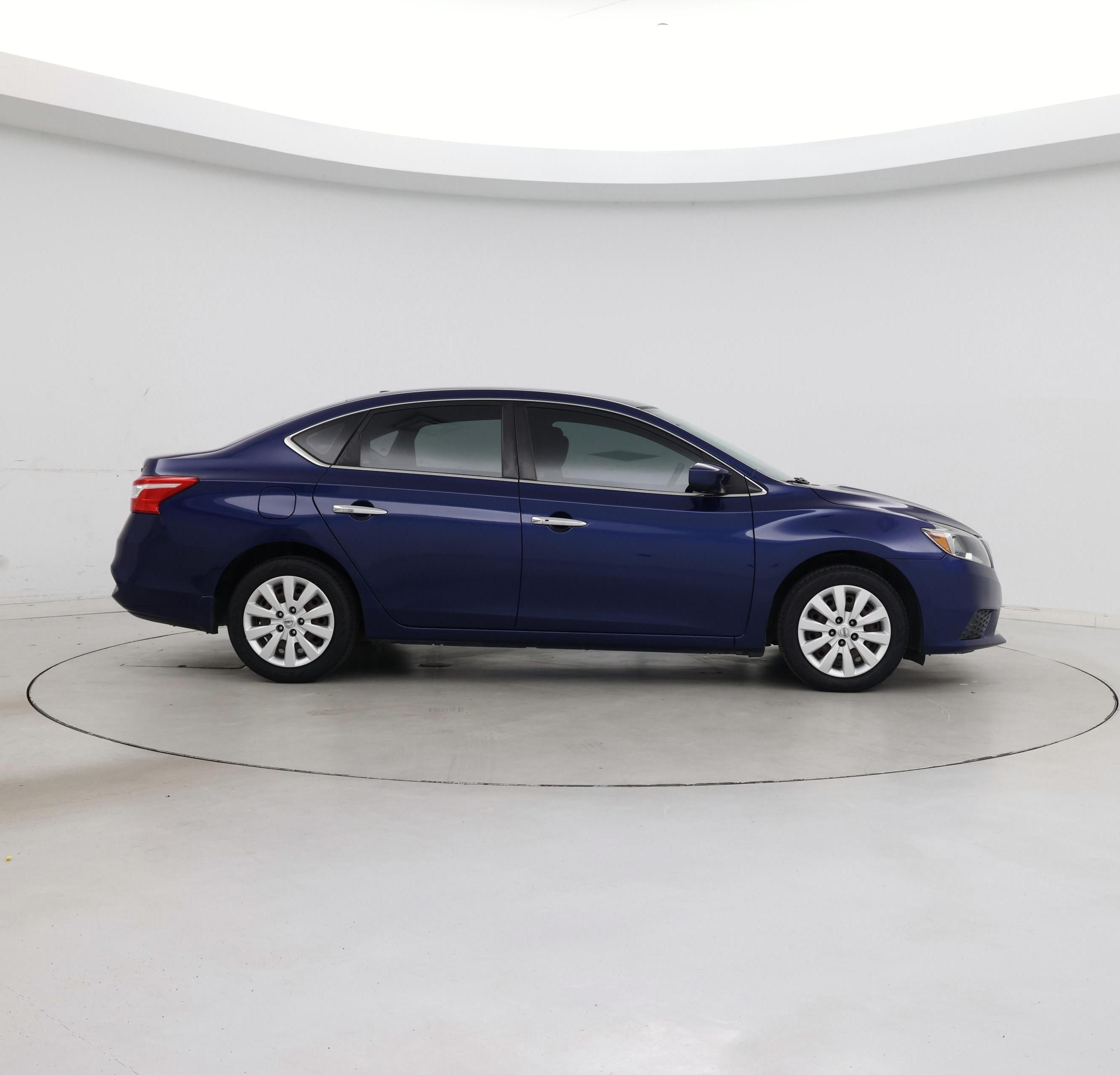 Thumbnail: 2017 Nissan Sentra - 7