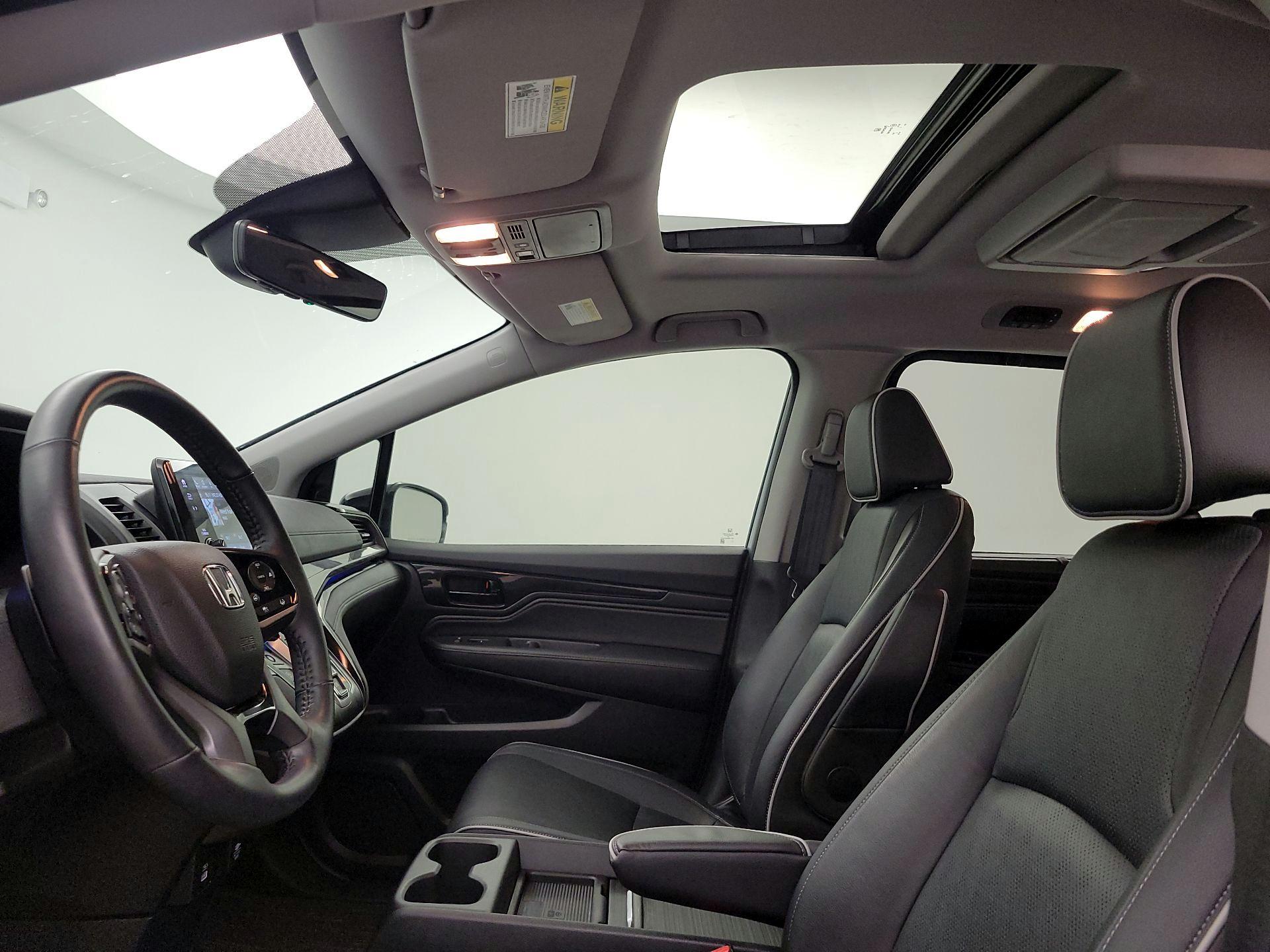Thumbnail: 2023 Honda Odyssey - 20