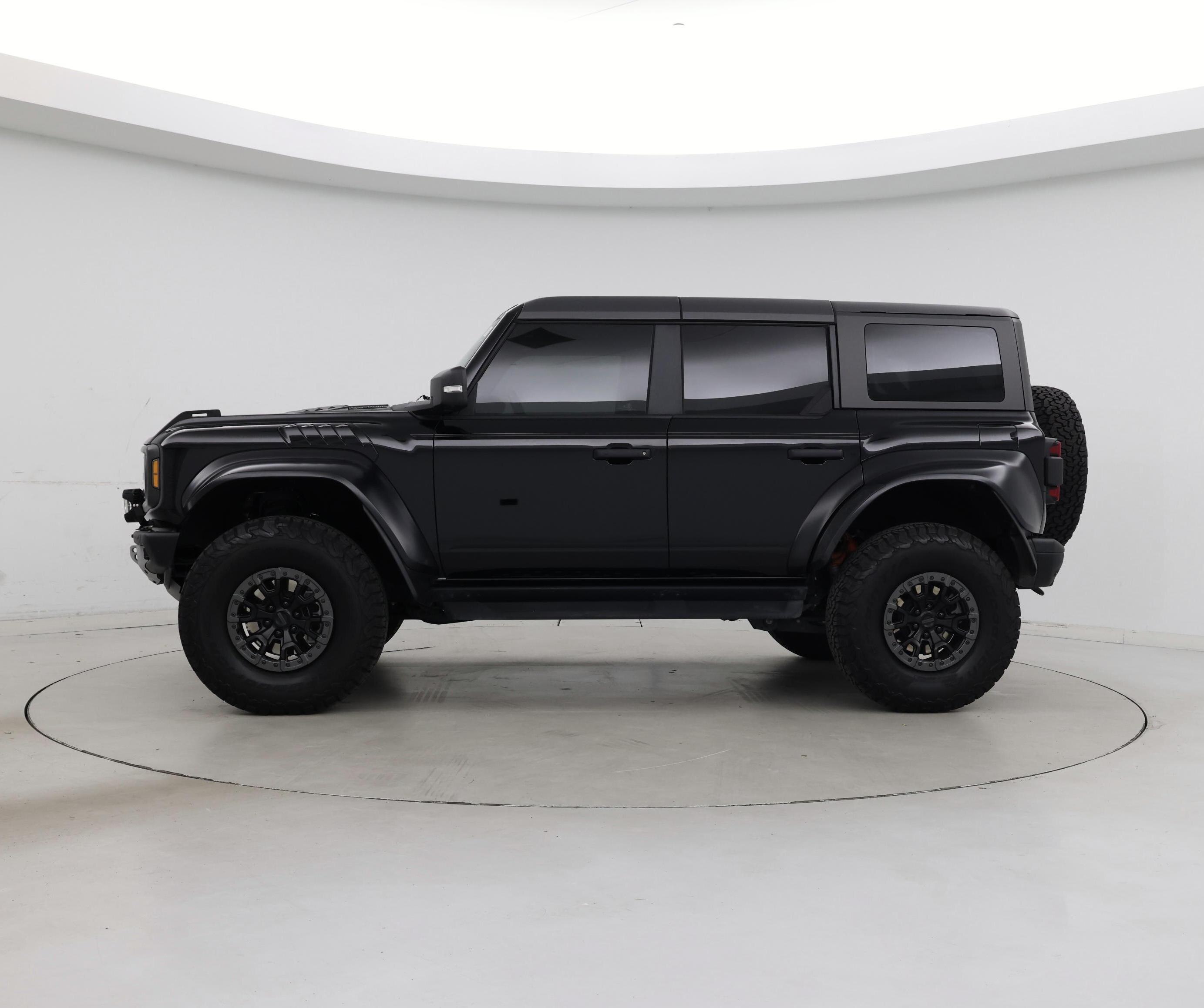 Thumbnail: 2023 Ford Bronco - 3