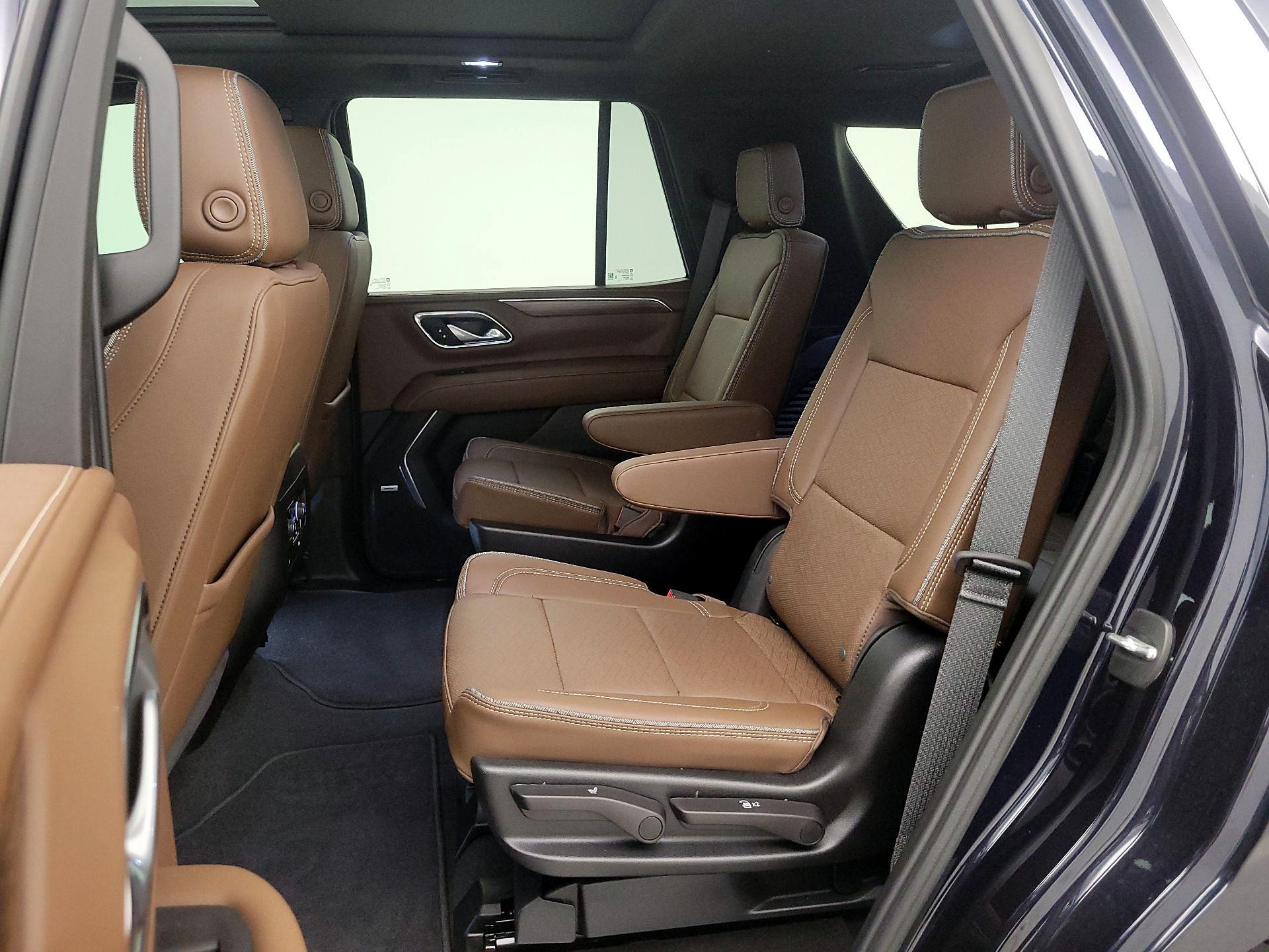 Thumbnail: 2024 Chevrolet Tahoe - 20