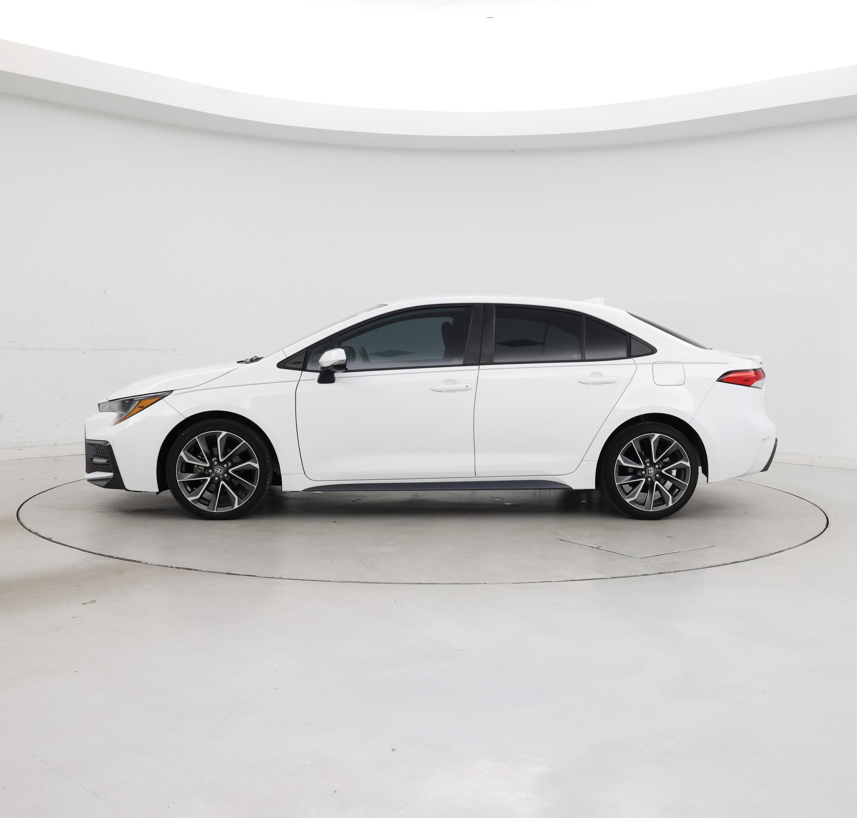 Thumbnail: 2022 Toyota Corolla - 3