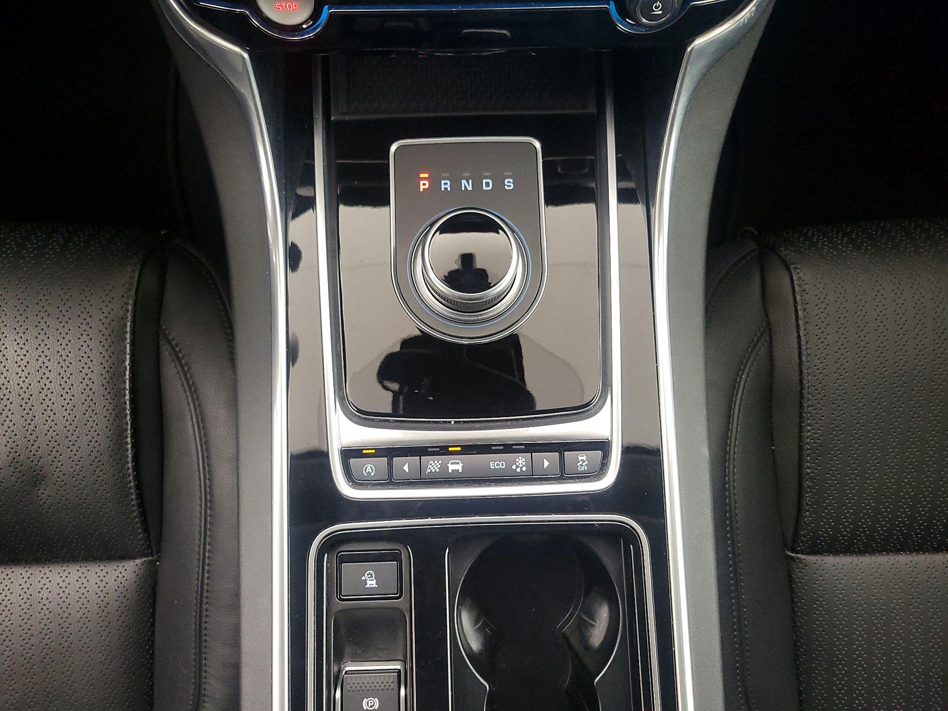 Thumbnail: 2017 Jaguar XF - 18