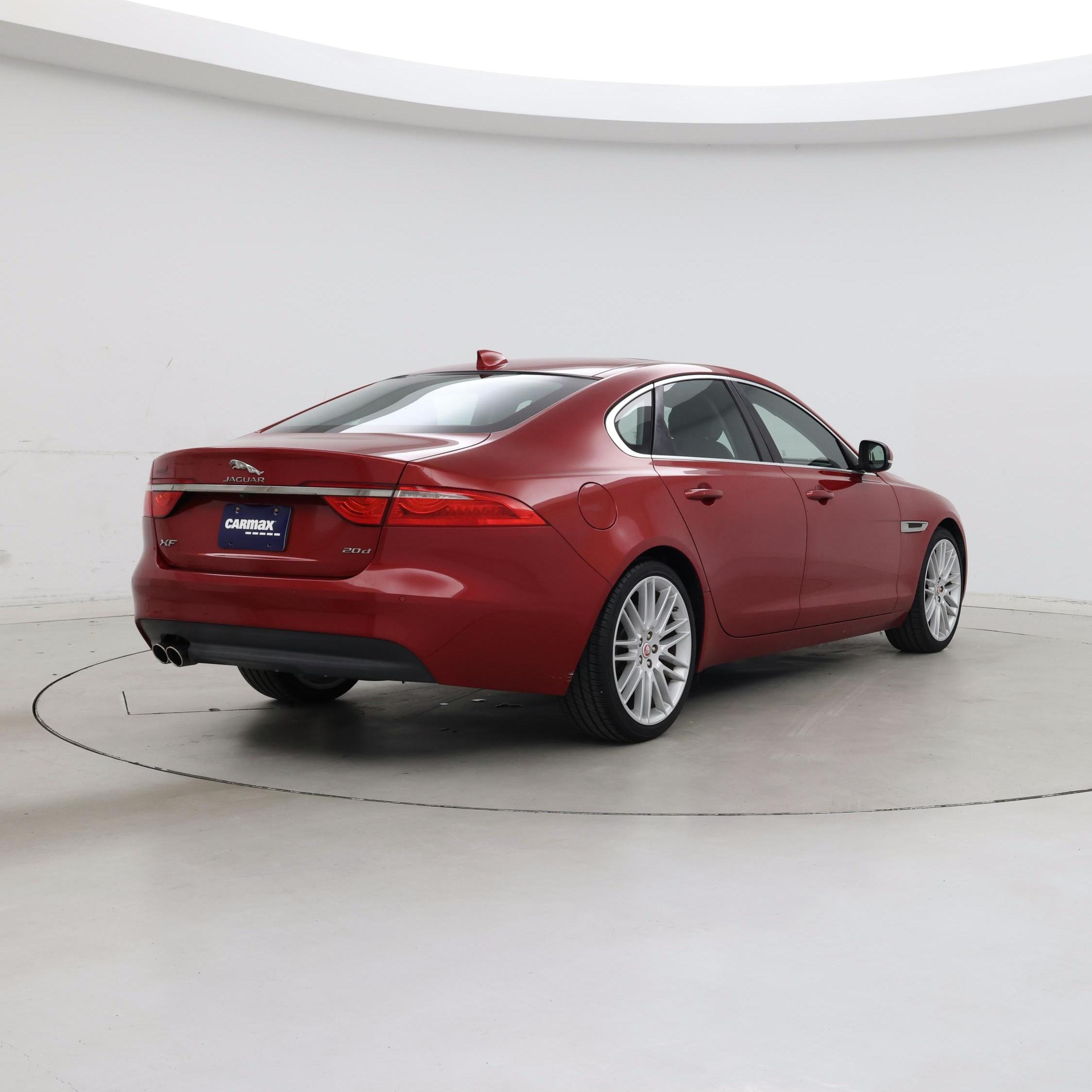 Thumbnail: 2017 Jaguar XF - 8
