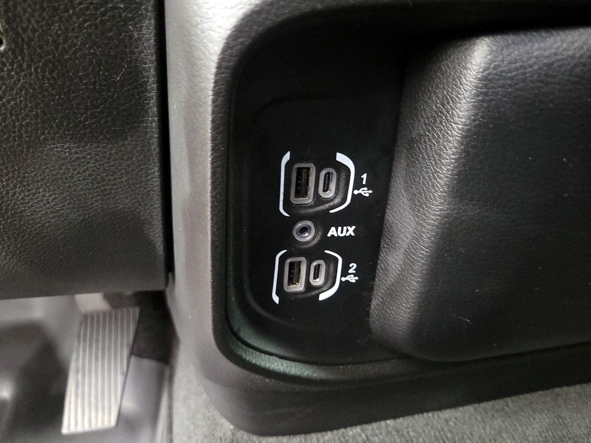 Thumbnail: 2021 RAM 1500 - 18