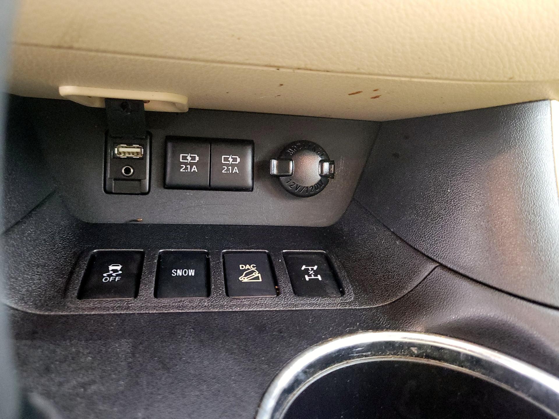 Thumbnail: 2017 Toyota Highlander - 19