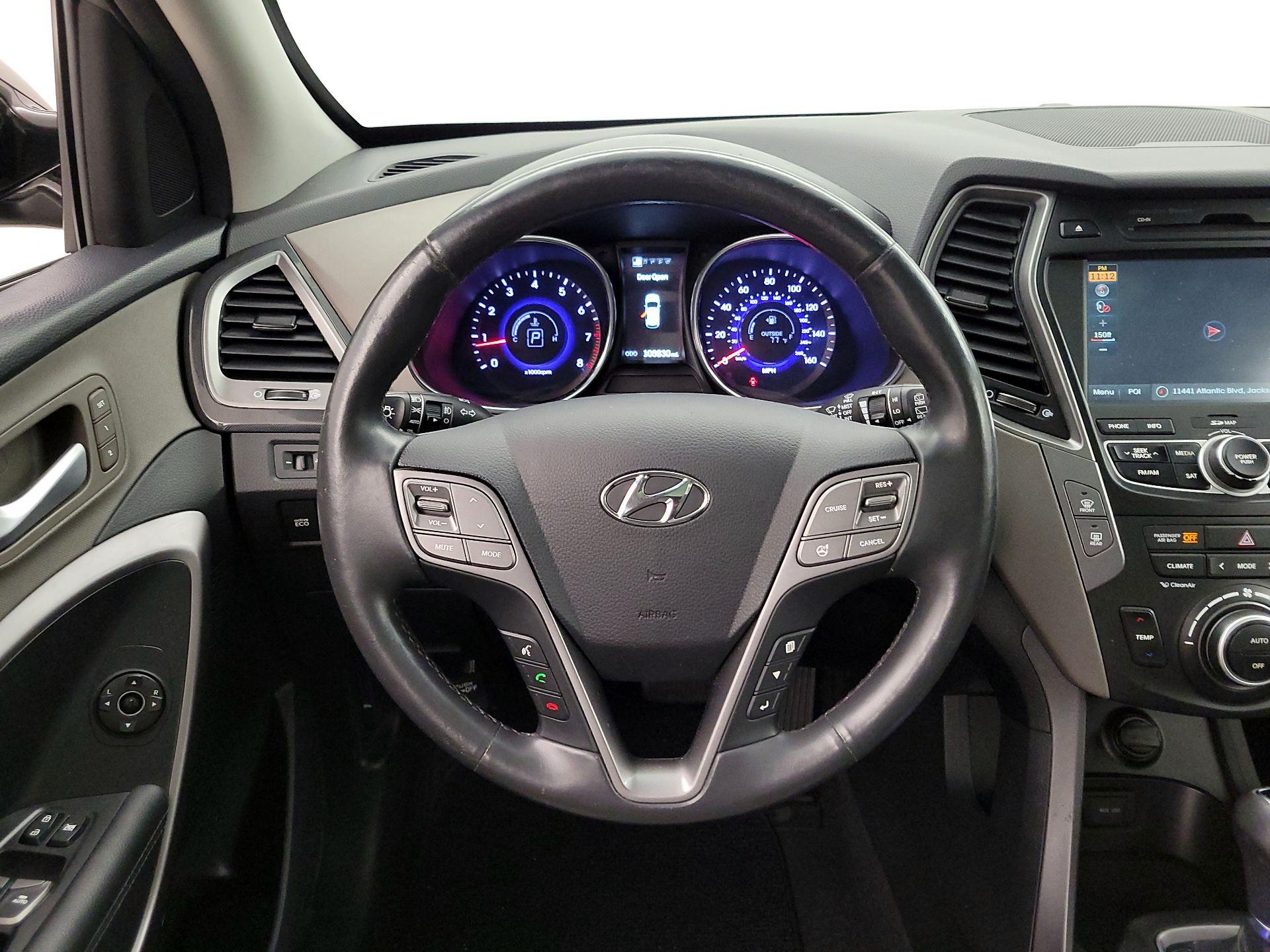 Thumbnail: 2015 Hyundai Santa Fe - 10