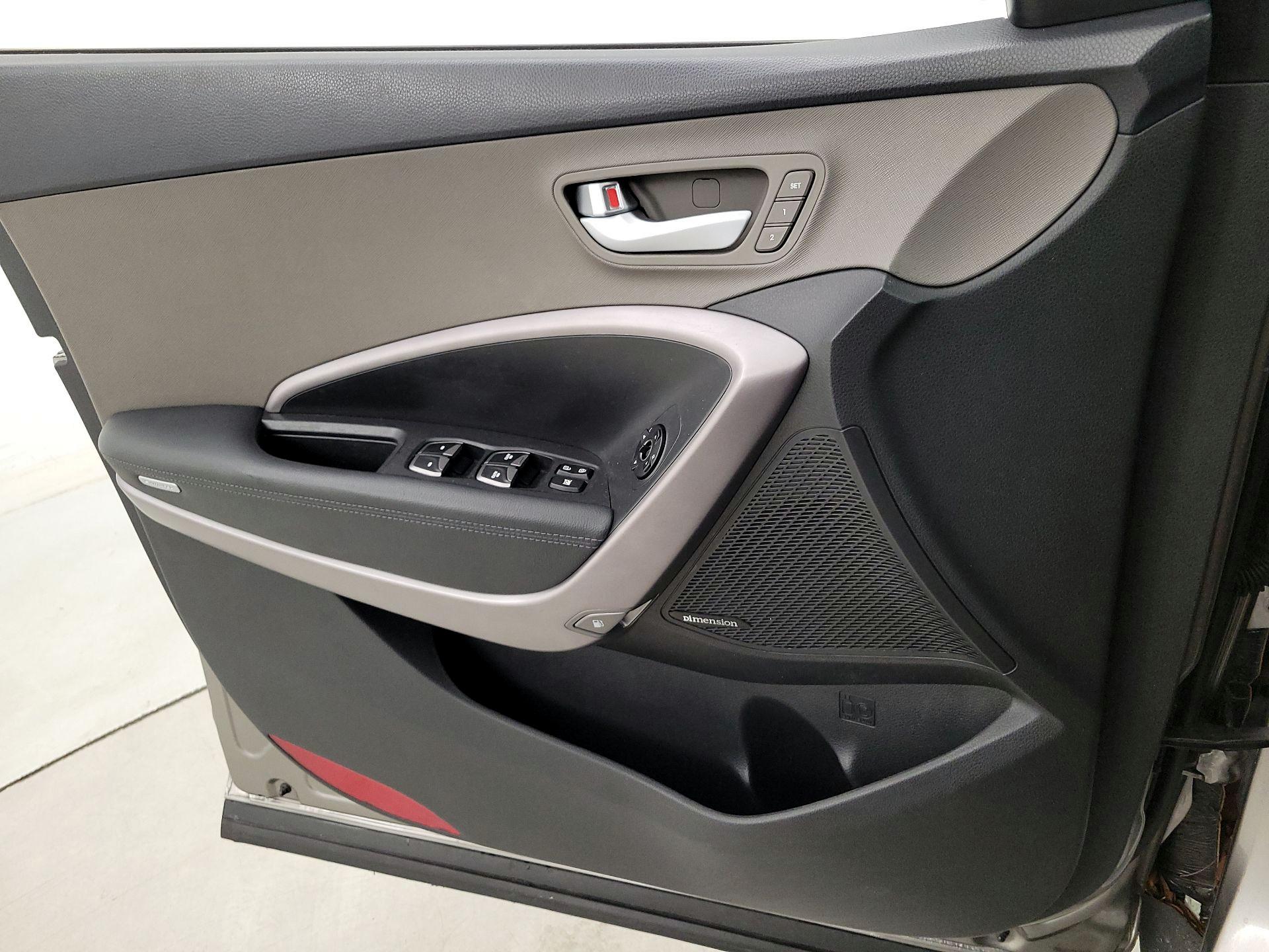 Thumbnail: 2015 Hyundai Santa Fe - 12