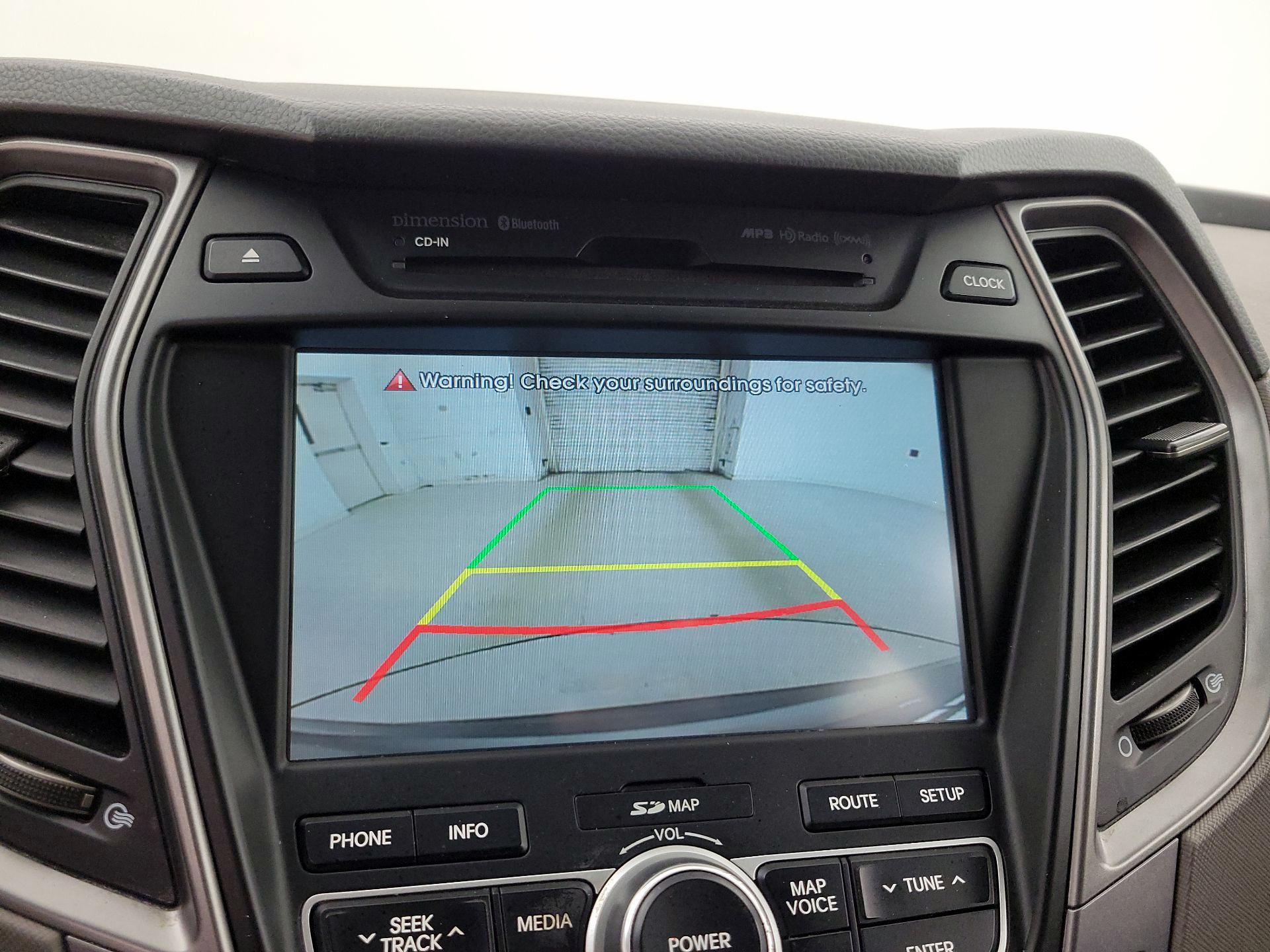 Thumbnail: 2015 Hyundai Santa Fe - 15