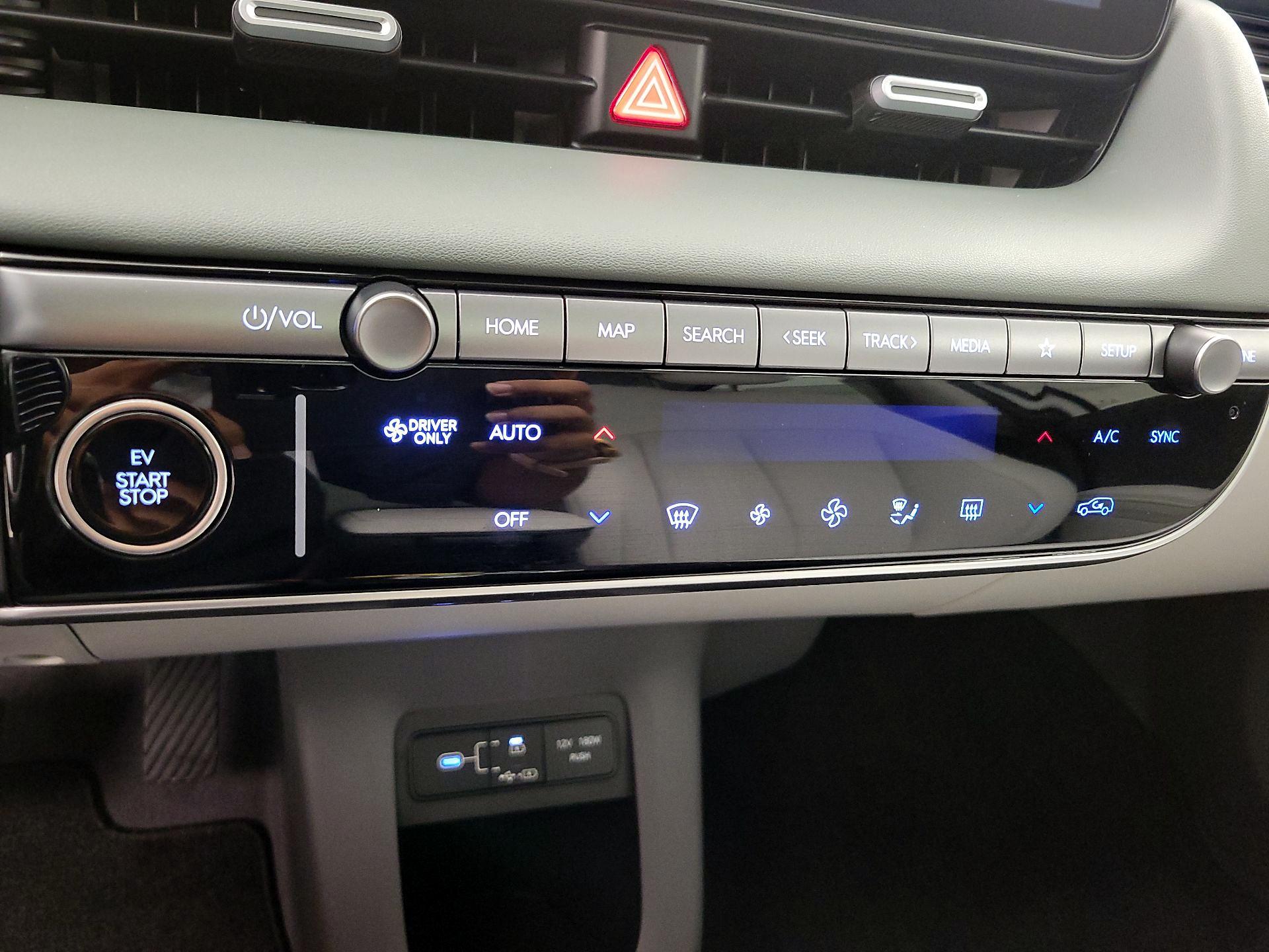Thumbnail: 2025 Hyundai Ioniq 5 - 17