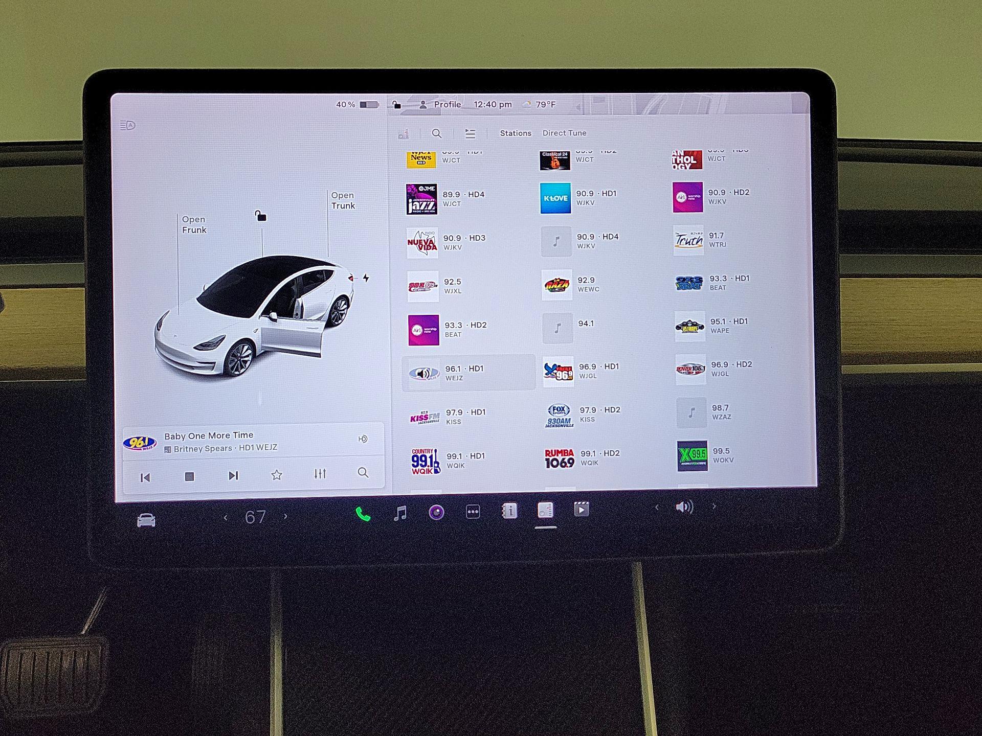 Thumbnail: 2018 Tesla Model 3 - 15