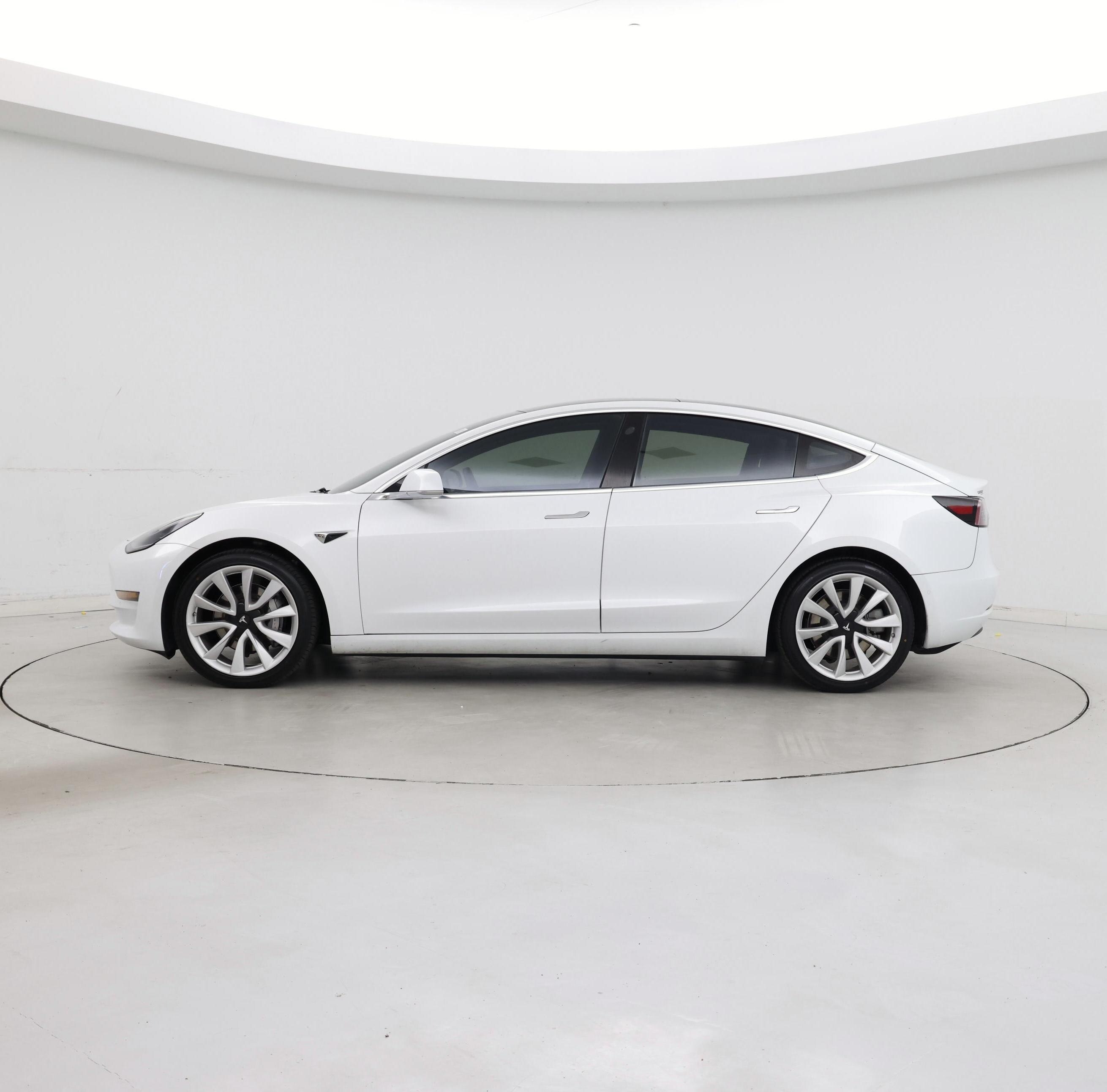 Thumbnail: 2018 Tesla Model 3 - 3