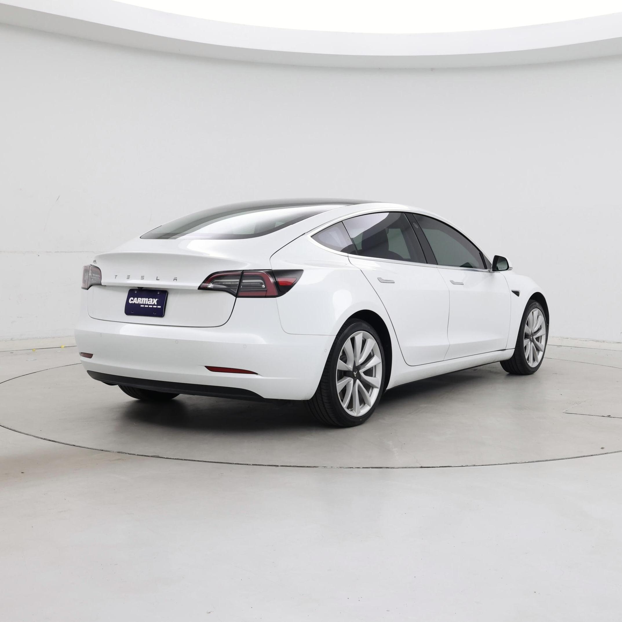 Thumbnail: 2018 Tesla Model 3 - 8