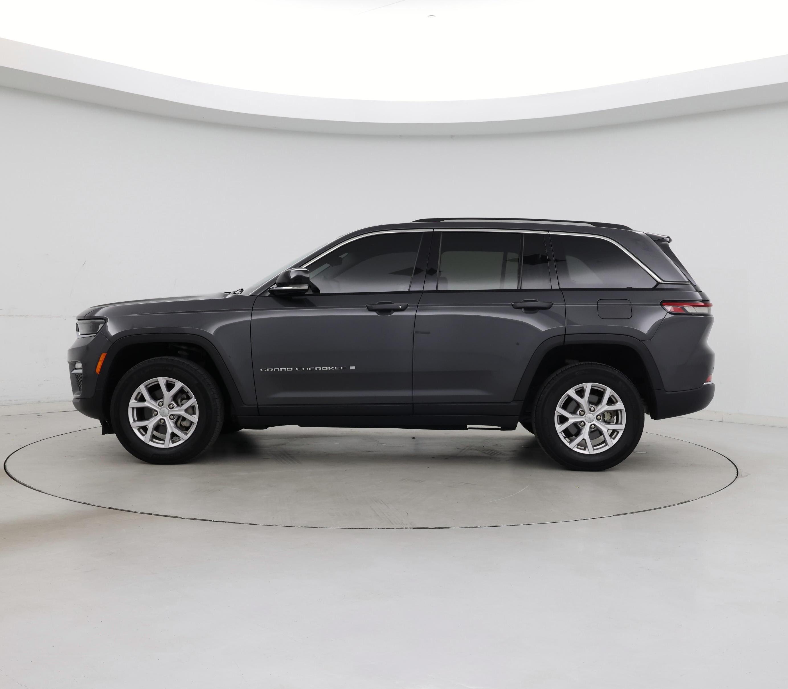 Thumbnail: 2022 Jeep Grand Cherokee - 3