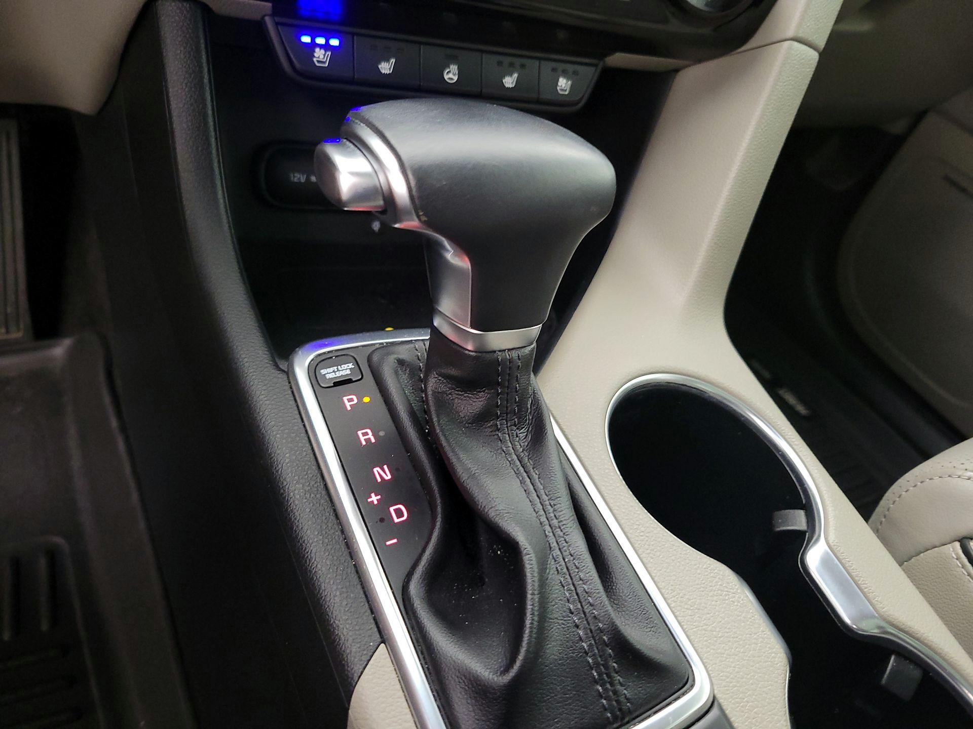 Thumbnail: 2021 Kia Sportage - 18