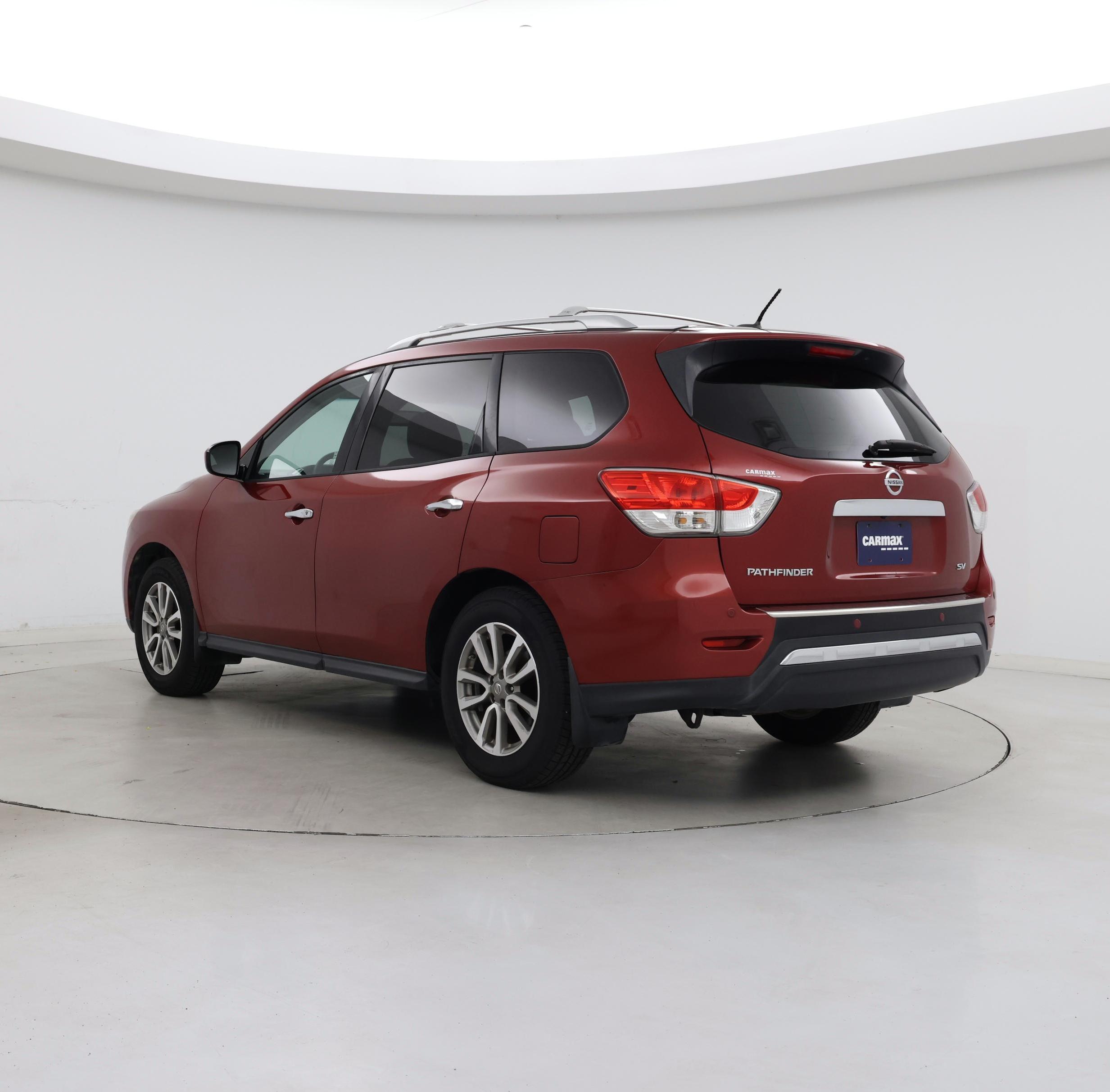 Thumbnail: 2015 Nissan Pathfinder - 2