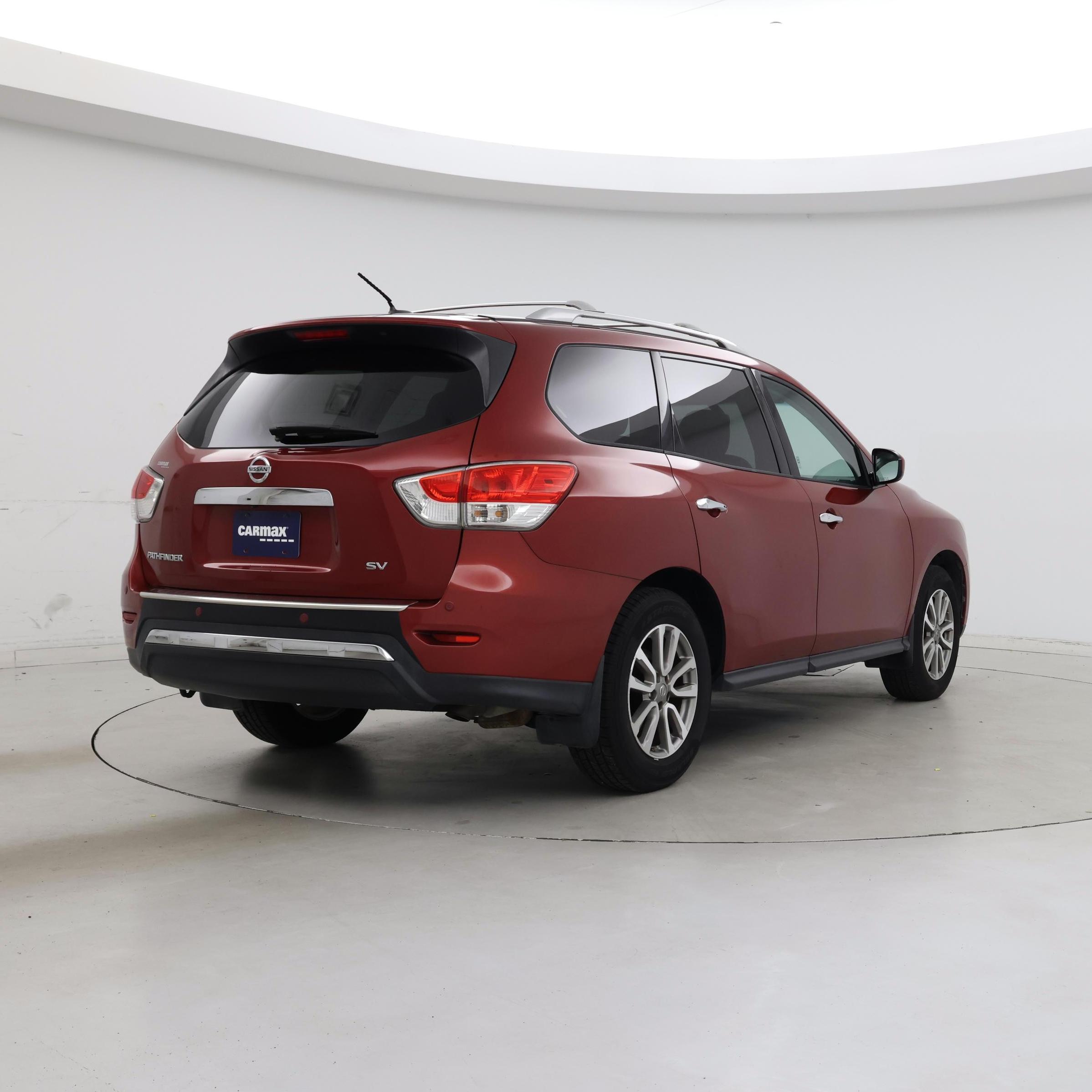 Thumbnail: 2015 Nissan Pathfinder - 8