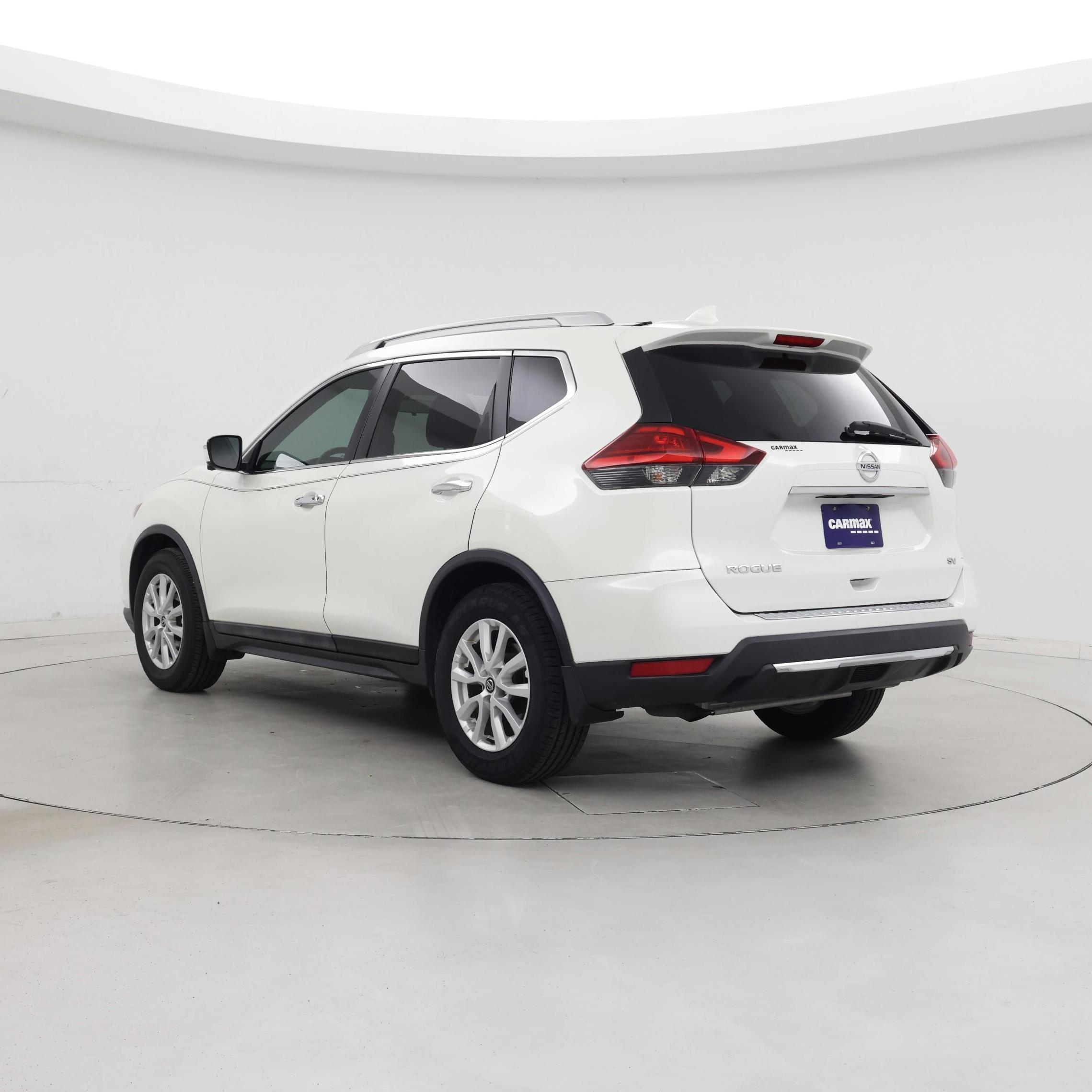 Thumbnail: 2017 Nissan Rogue - 2