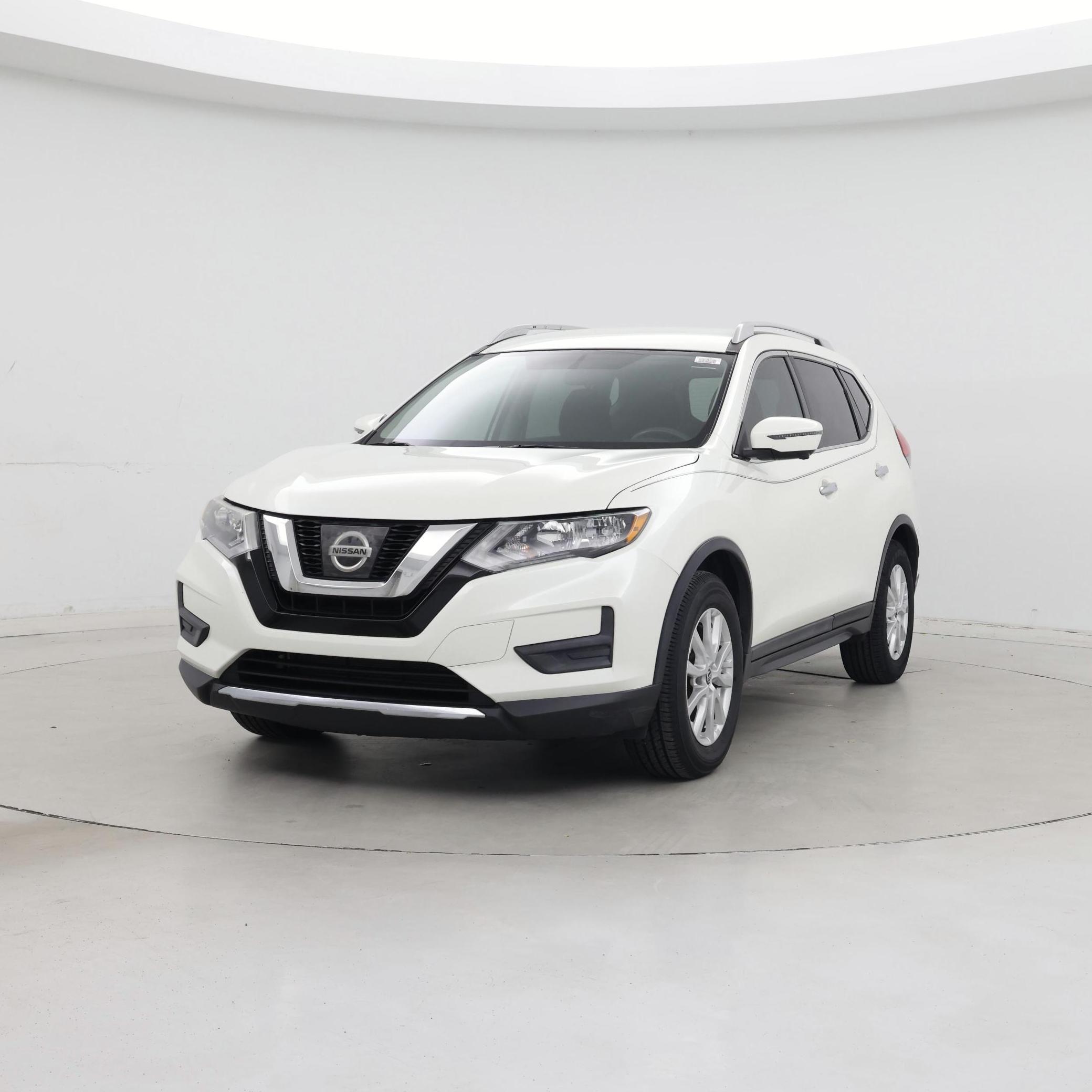 Thumbnail: 2017 Nissan Rogue - 4