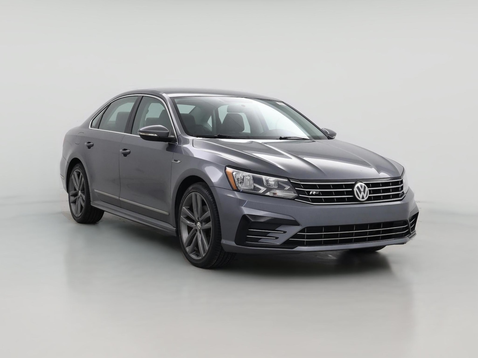 2017 Volkswagen Passat R-Line