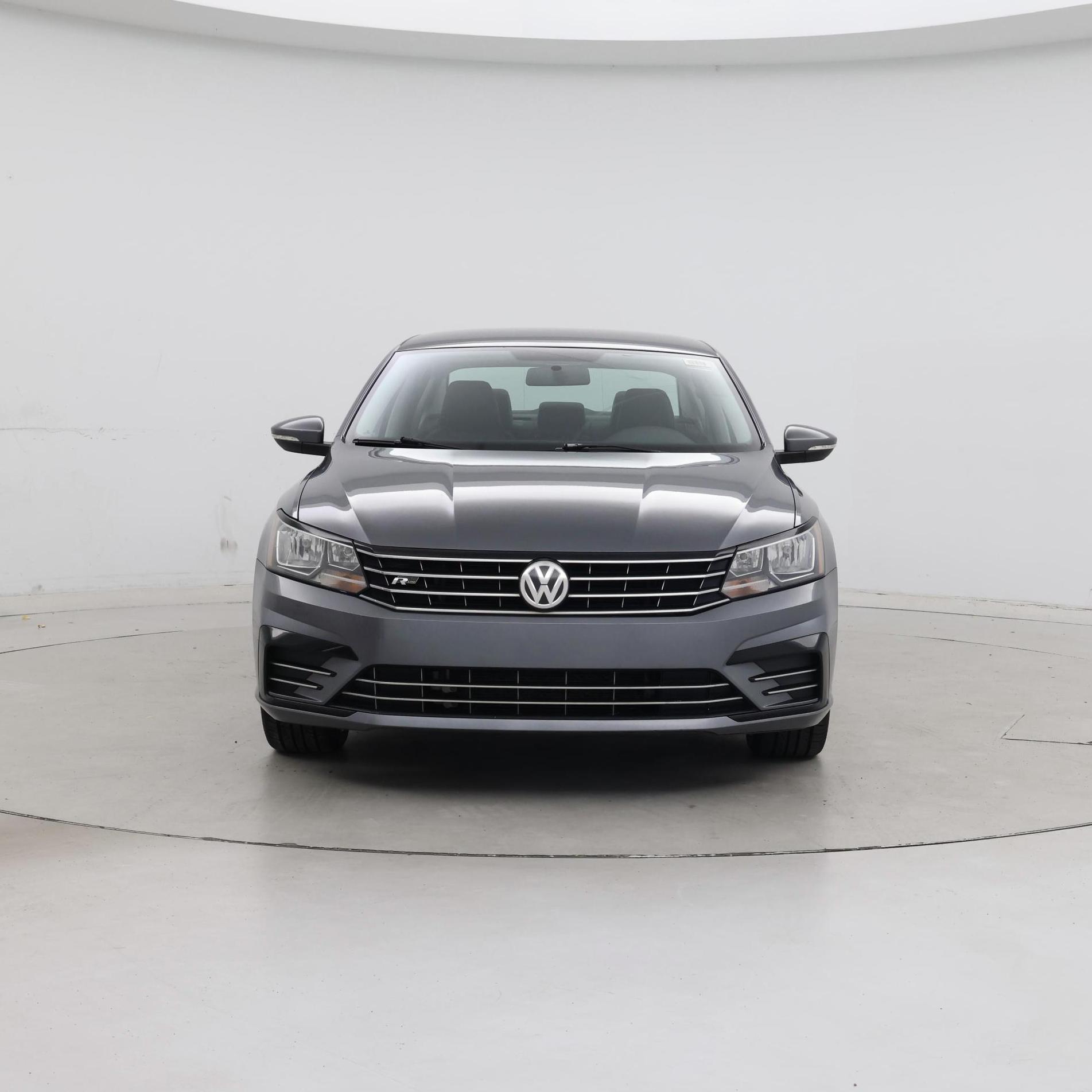 Thumbnail: 2017 Volkswagen Passat - 5