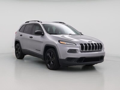 Gray 2016 Jeep Cherokee Altitude