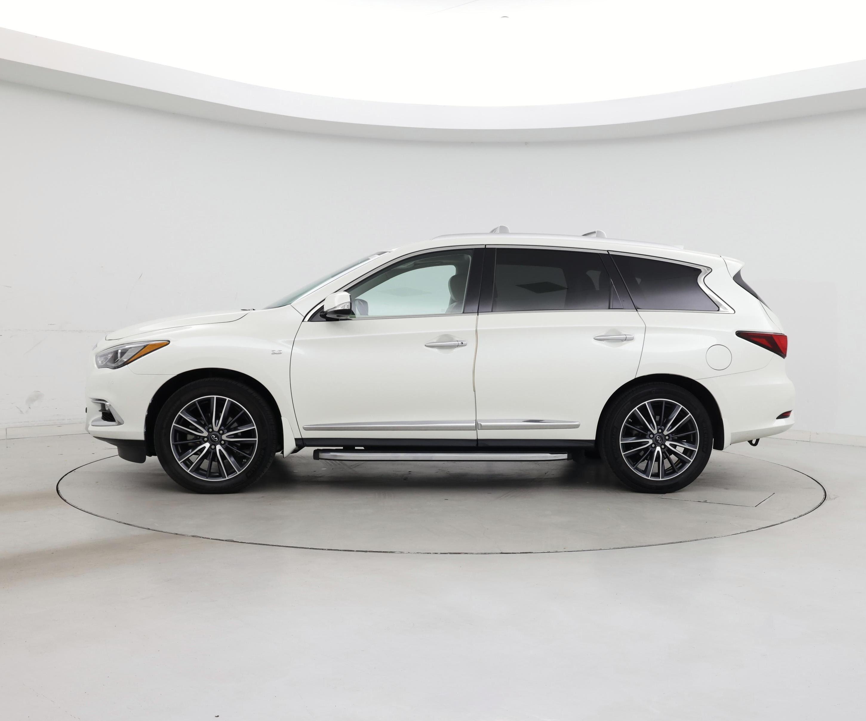 Thumbnail: 2017 INFINITI QX60 - 3