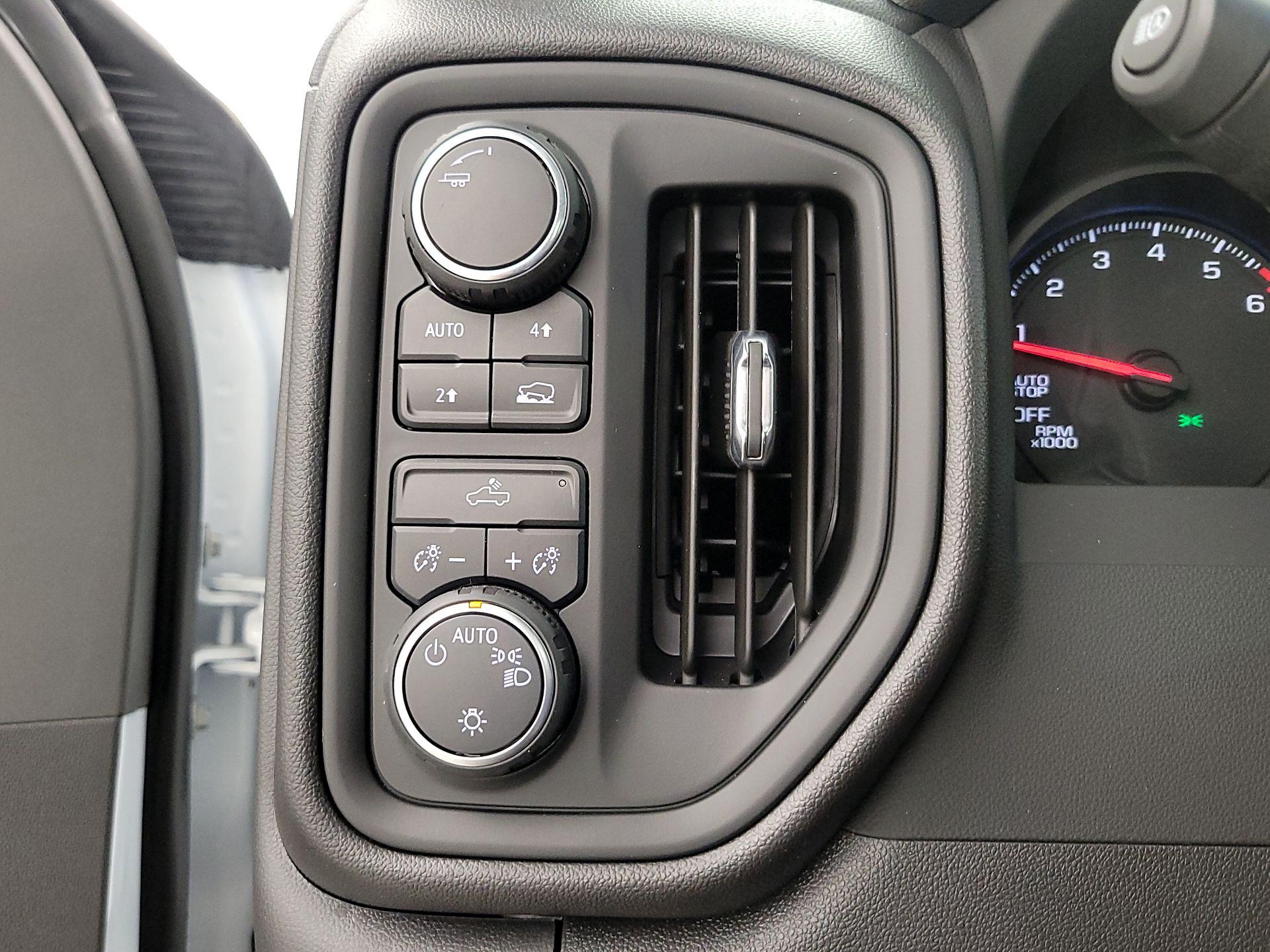Thumbnail: 2025 Chevrolet Silverado 1500 - 13