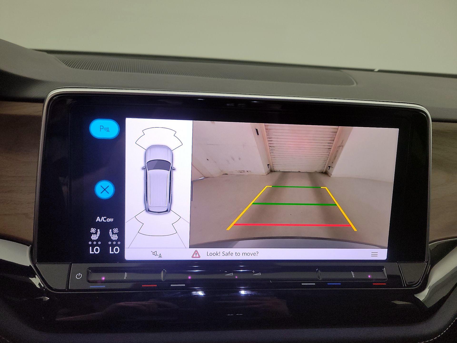 Thumbnail: 2024 Volkswagen Atlas - 14