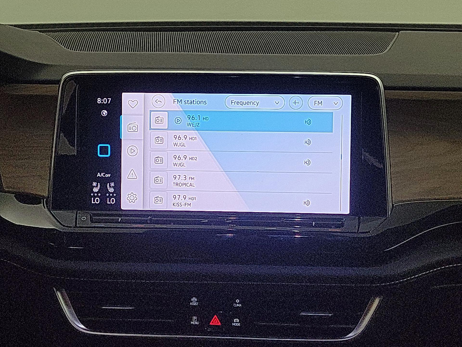 Thumbnail: 2024 Volkswagen Atlas - 15