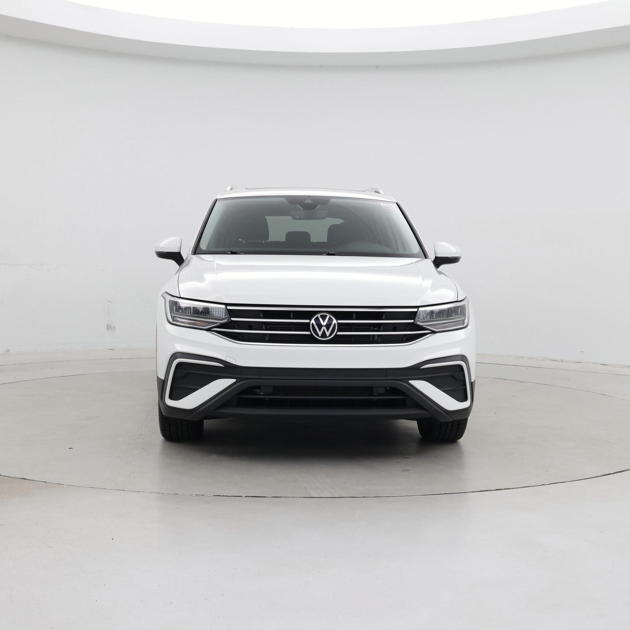 Thumbnail: 2022 Volkswagen Tiguan - 5