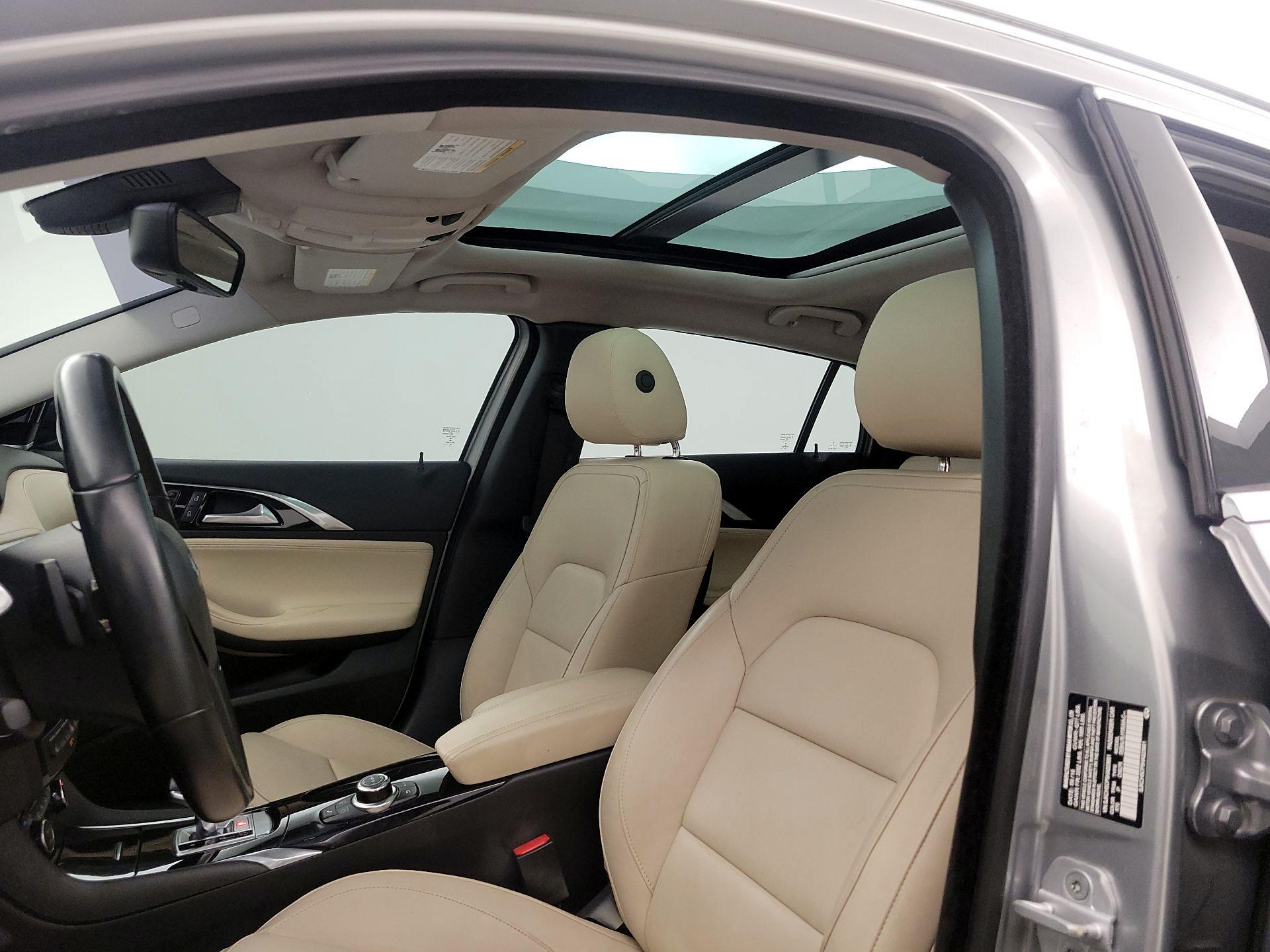 Thumbnail: 2017 INFINITI QX30 - 19