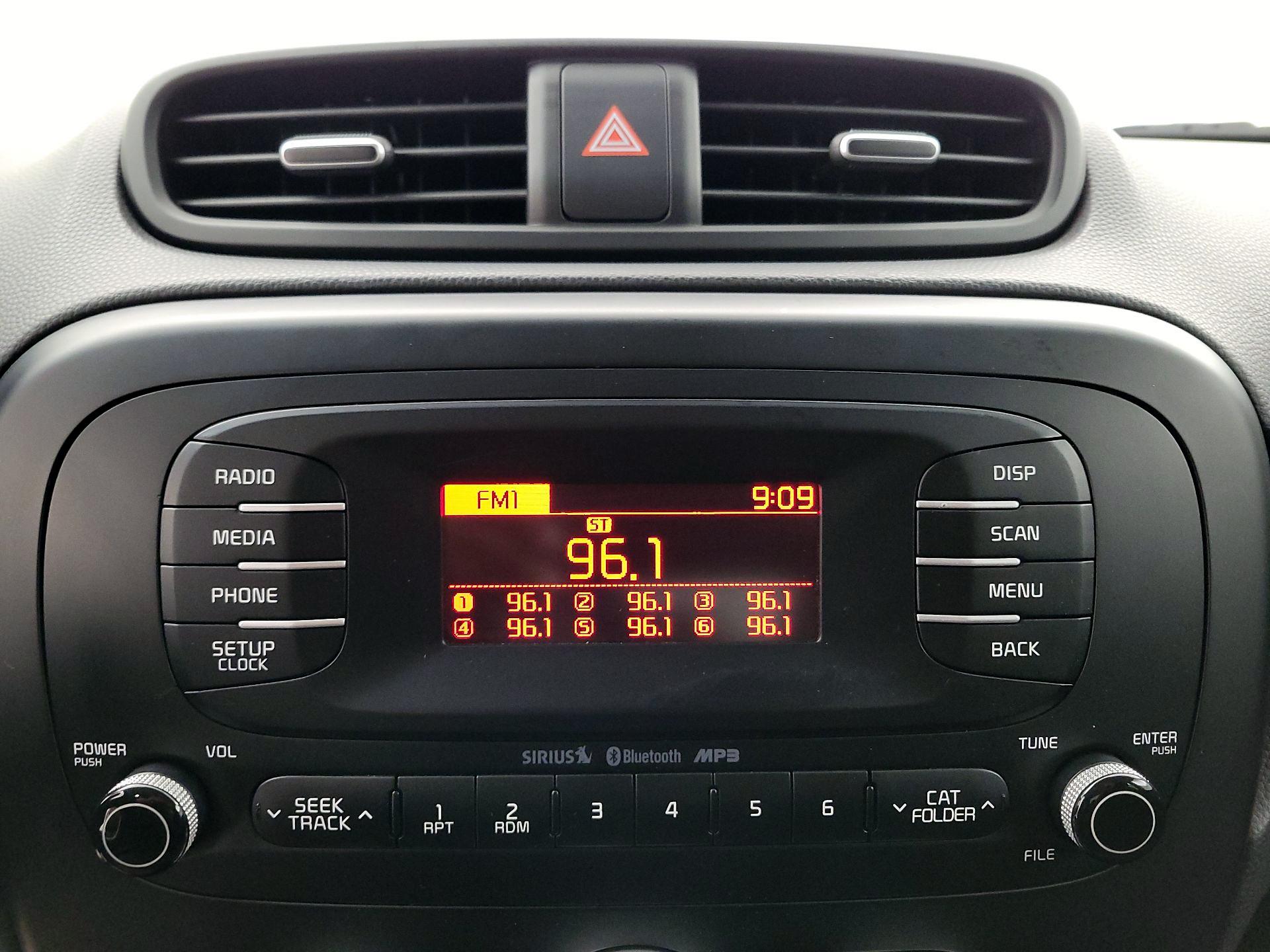 Thumbnail: 2016 Kia Soul - 14