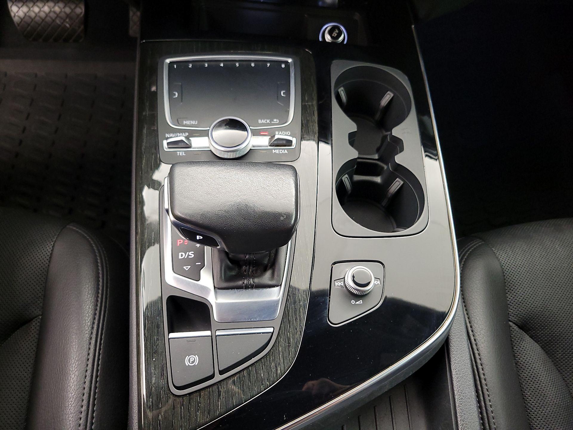 Thumbnail: 2019 Audi Q7 - 18