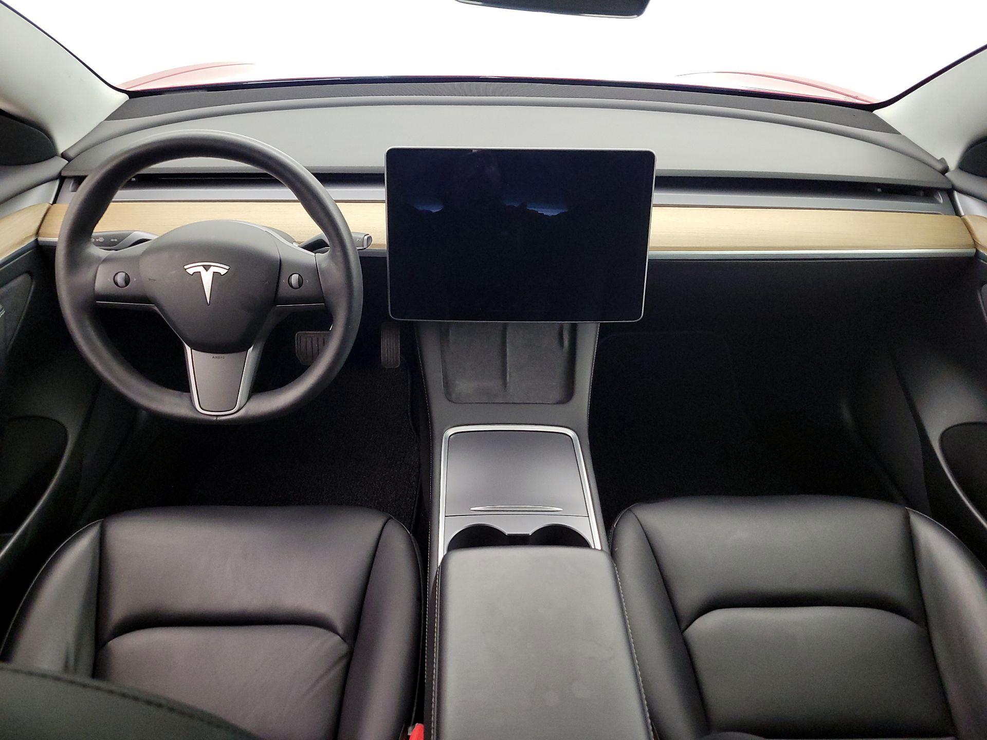Thumbnail: 2021 Tesla Model 3 - 9
