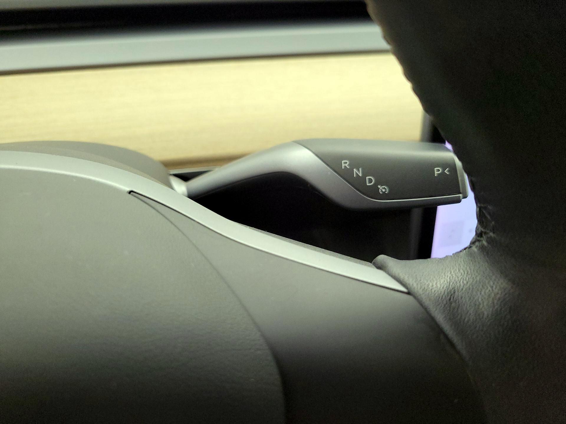 Thumbnail: 2021 Tesla Model 3 - 17