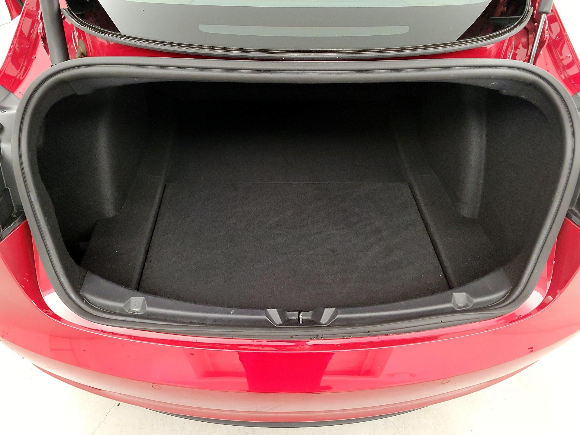 Thumbnail: 2021 Tesla Model 3 - 19