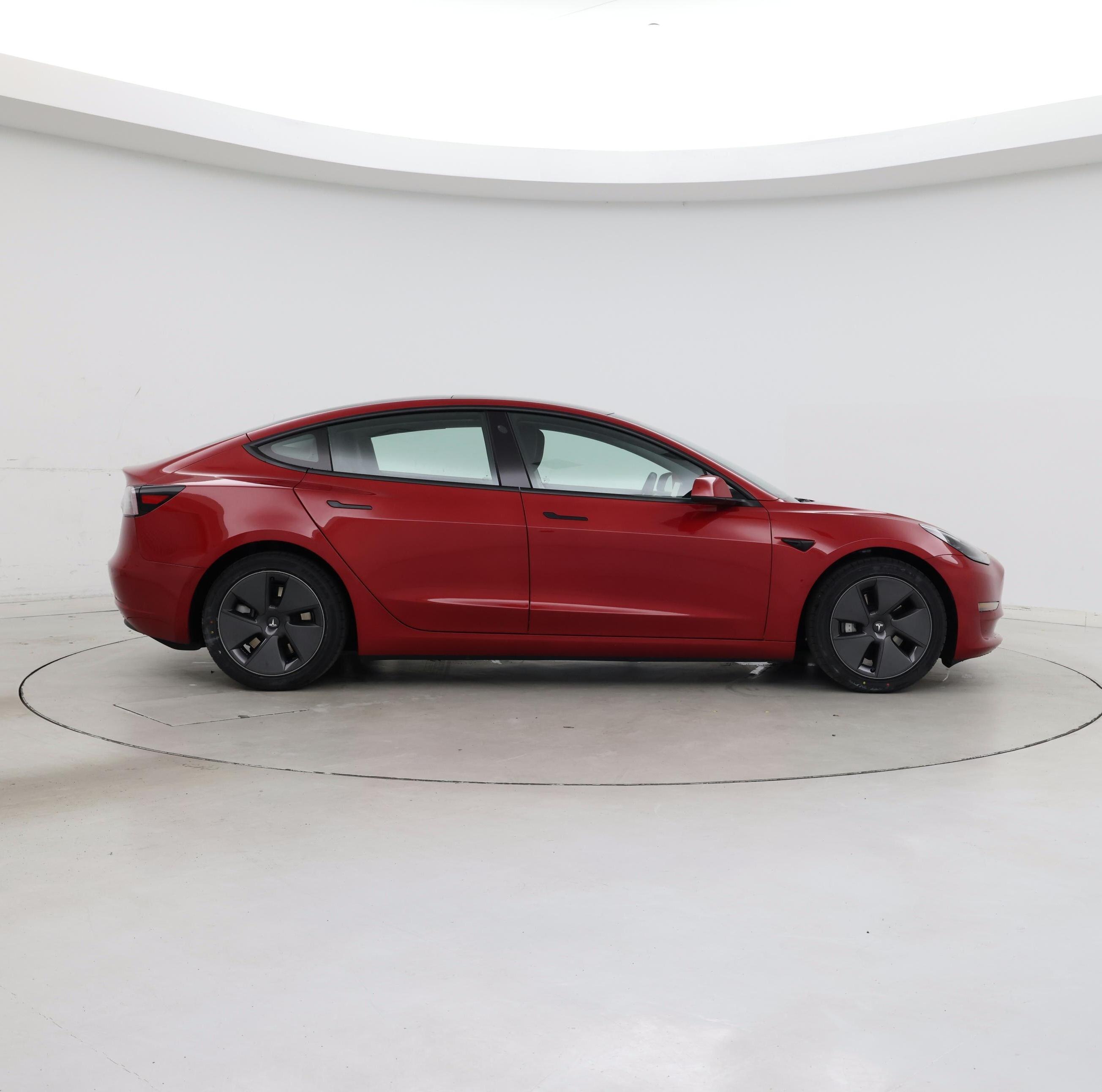 Thumbnail: 2021 Tesla Model 3 - 7