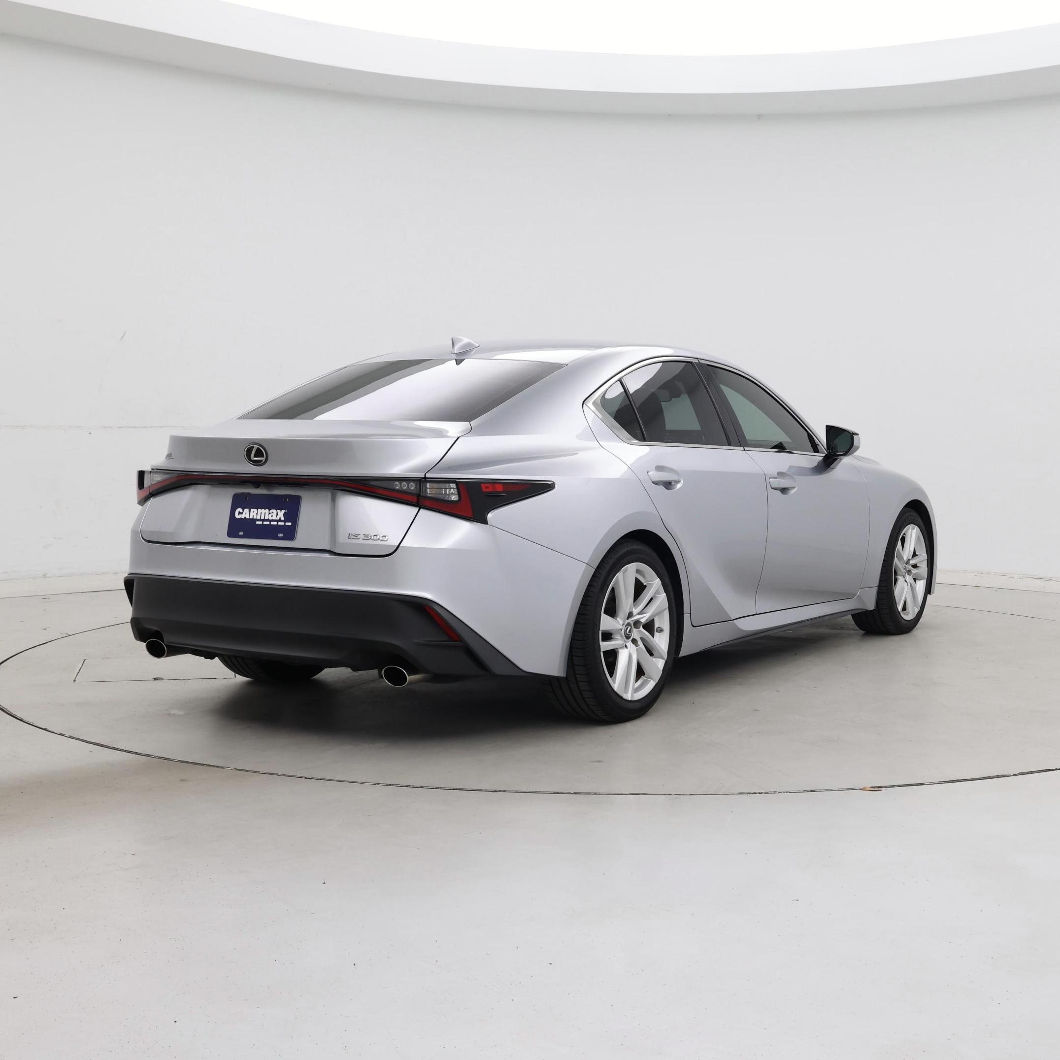 Thumbnail: 2022 Lexus IS - 8