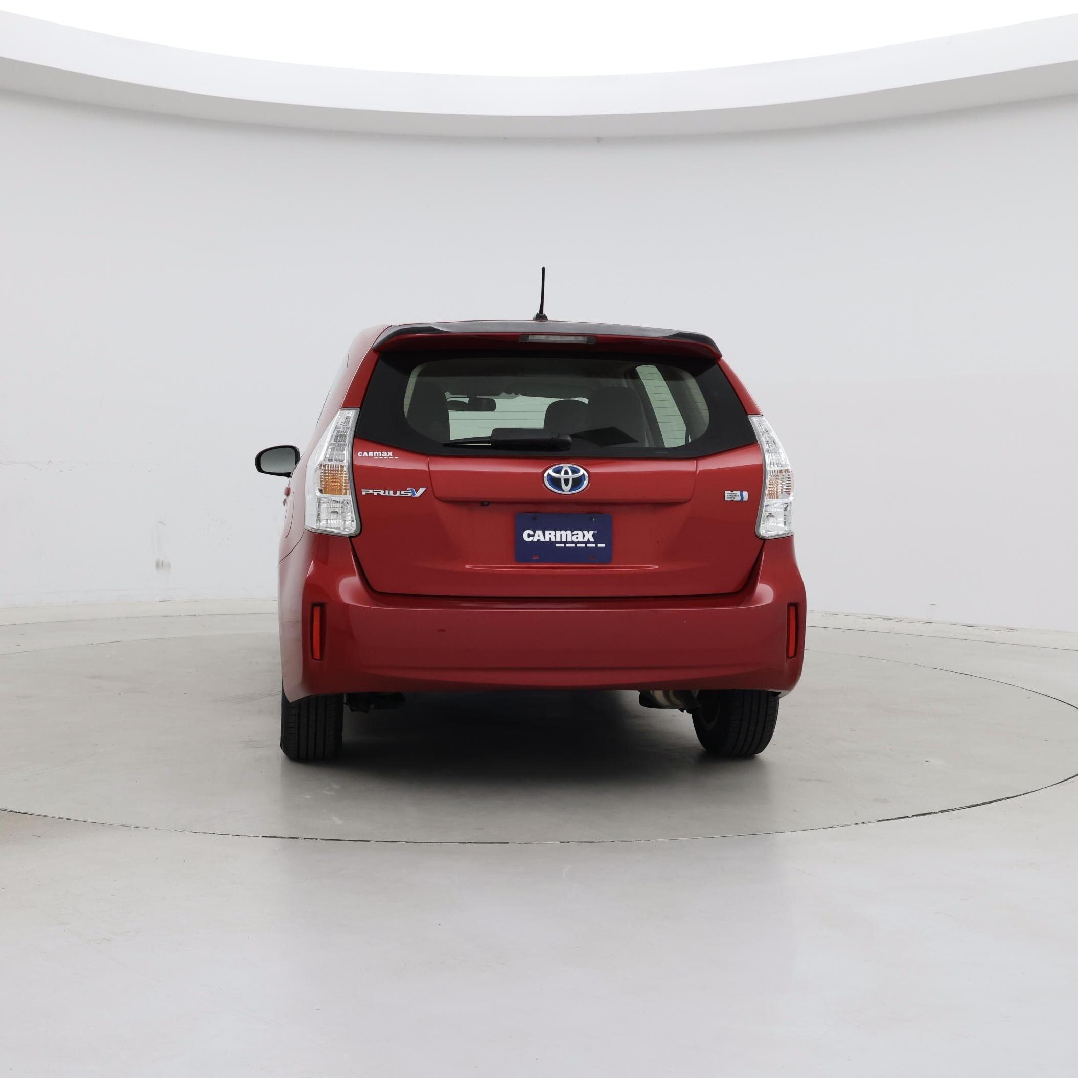 Thumbnail: 2014 Toyota Prius v - 6