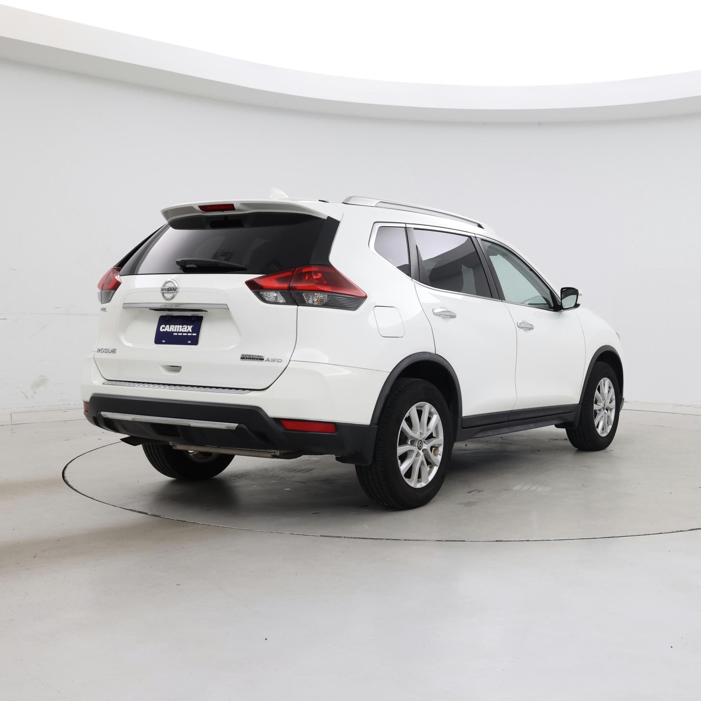 Thumbnail: 2020 Nissan Rogue - 8