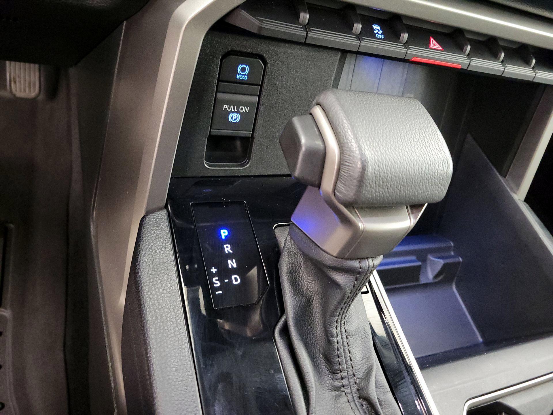 Thumbnail: 2023 Toyota Tundra - 17