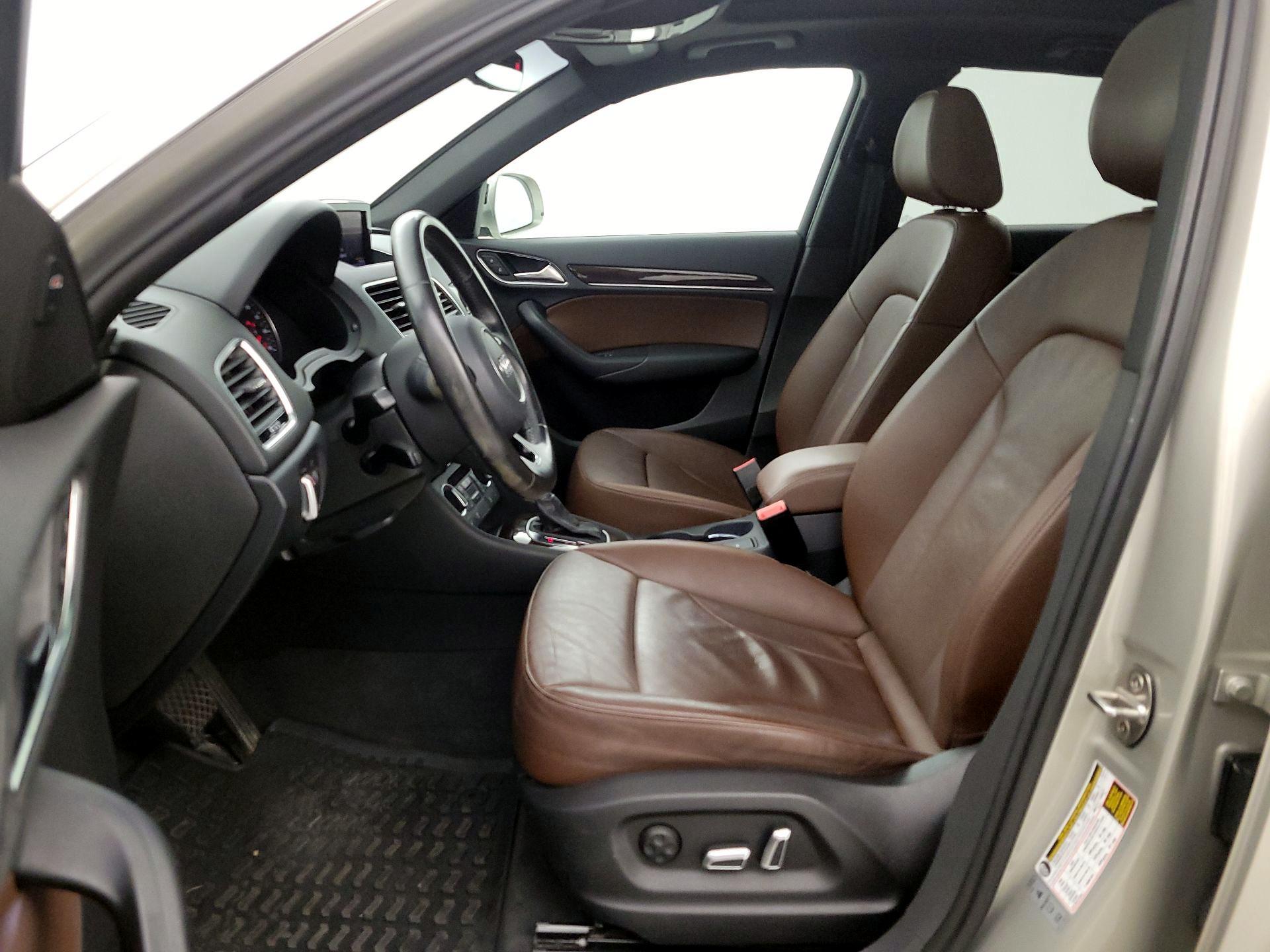 Thumbnail: 2016 Audi Q3 - 11