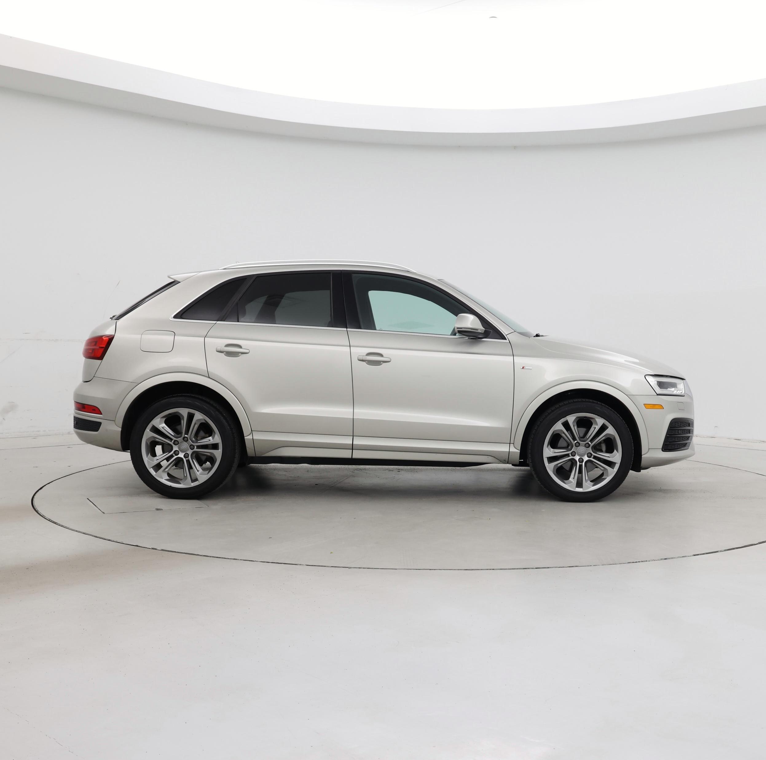 Thumbnail: 2016 Audi Q3 - 7