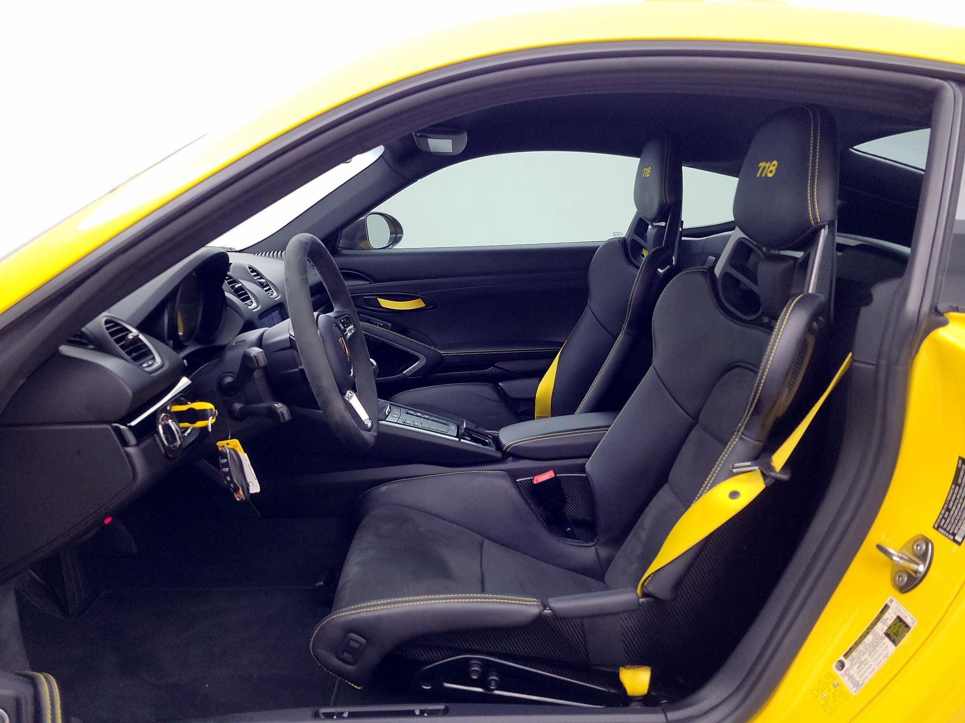 Thumbnail: 2021 Porsche 718 Cayman - 11