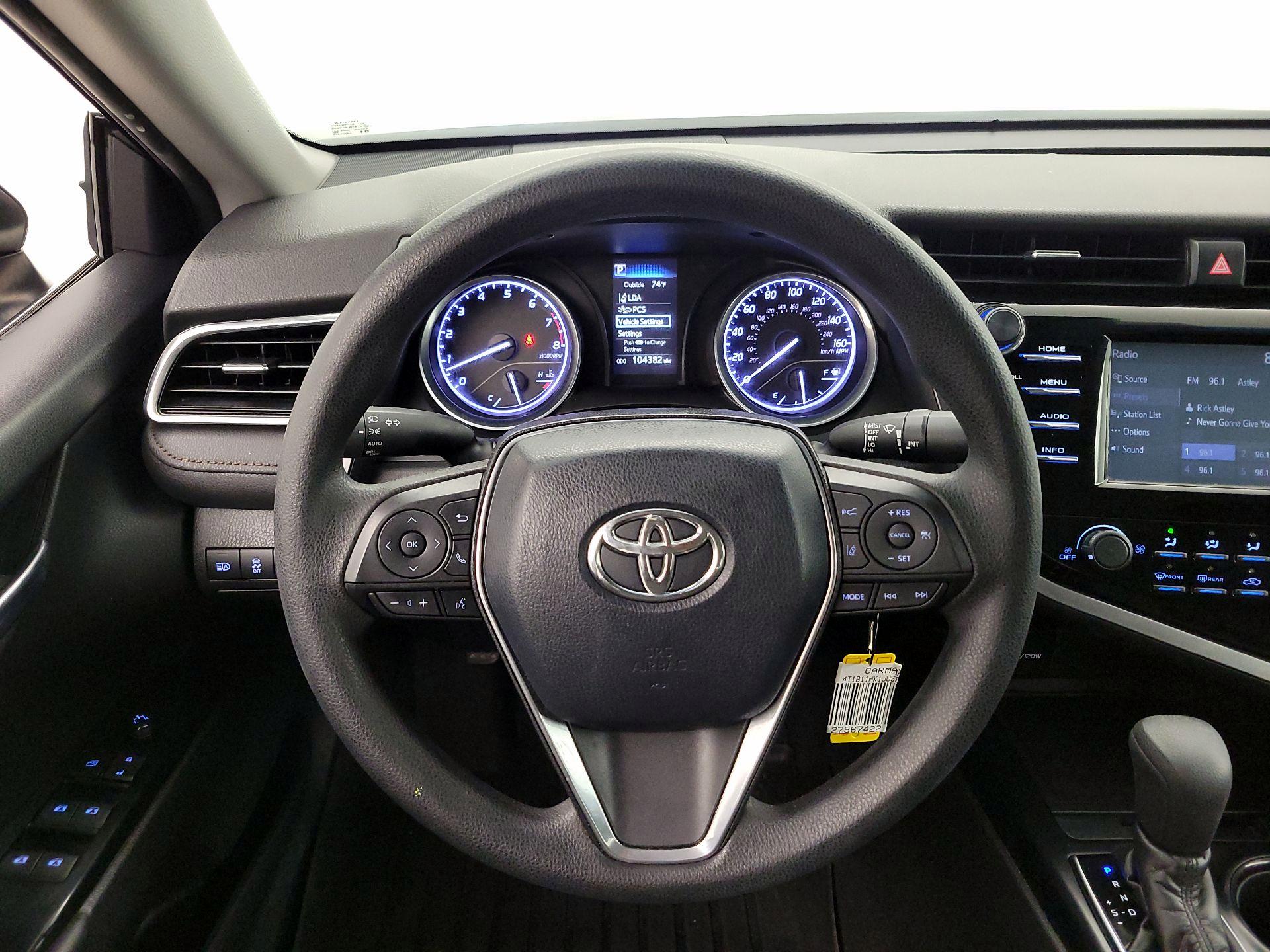 Thumbnail: 2018 Toyota Camry - 10