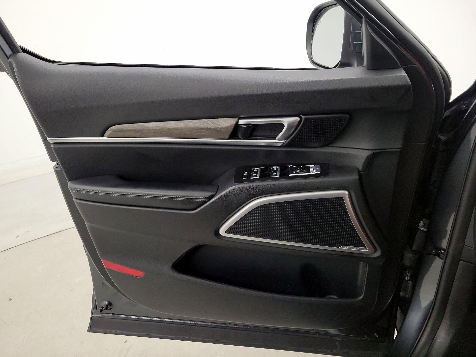 Thumbnail: 2021 Kia Telluride - 12